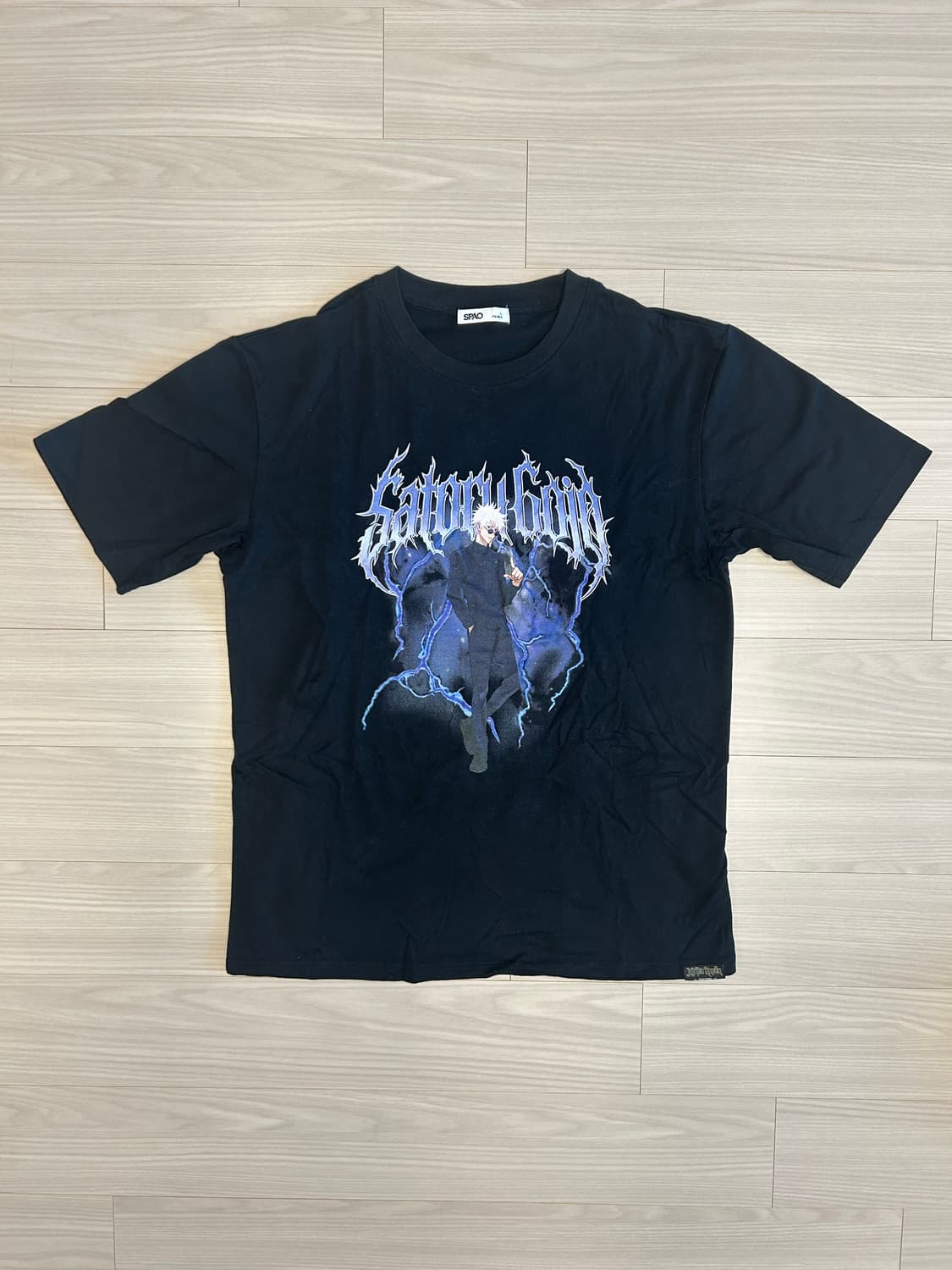 스파오 주술회전 고죠사토루 티셔츠 상품이미지1