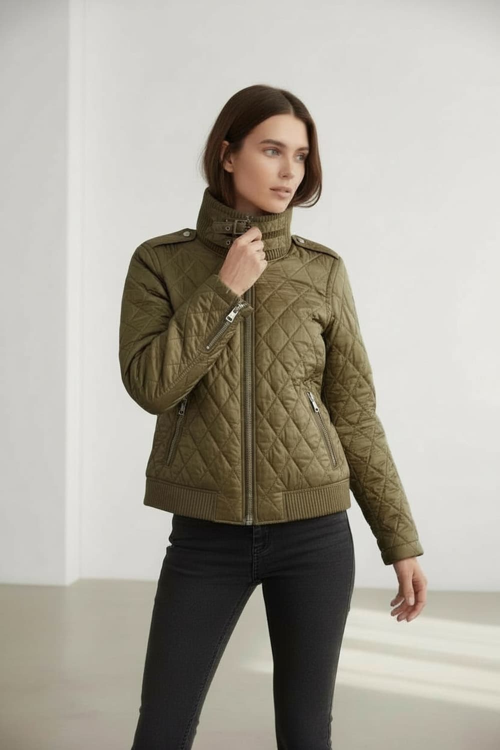 버버리 퀼팅 올리브카키 자켓(S) 상품이미지1