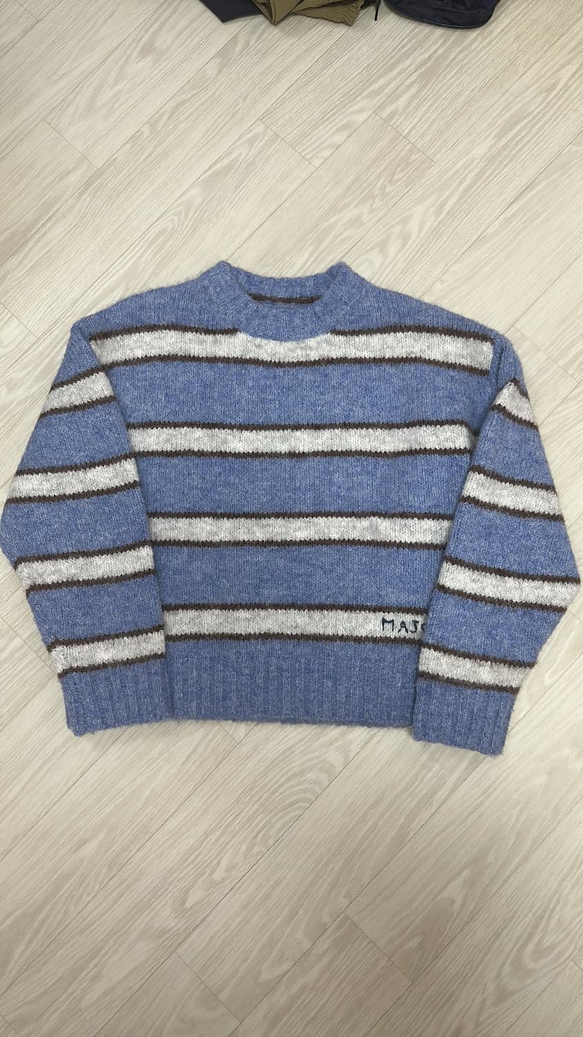 마조팩토리 폴라 스트라이프 니트 스카이블루 상품이미지4