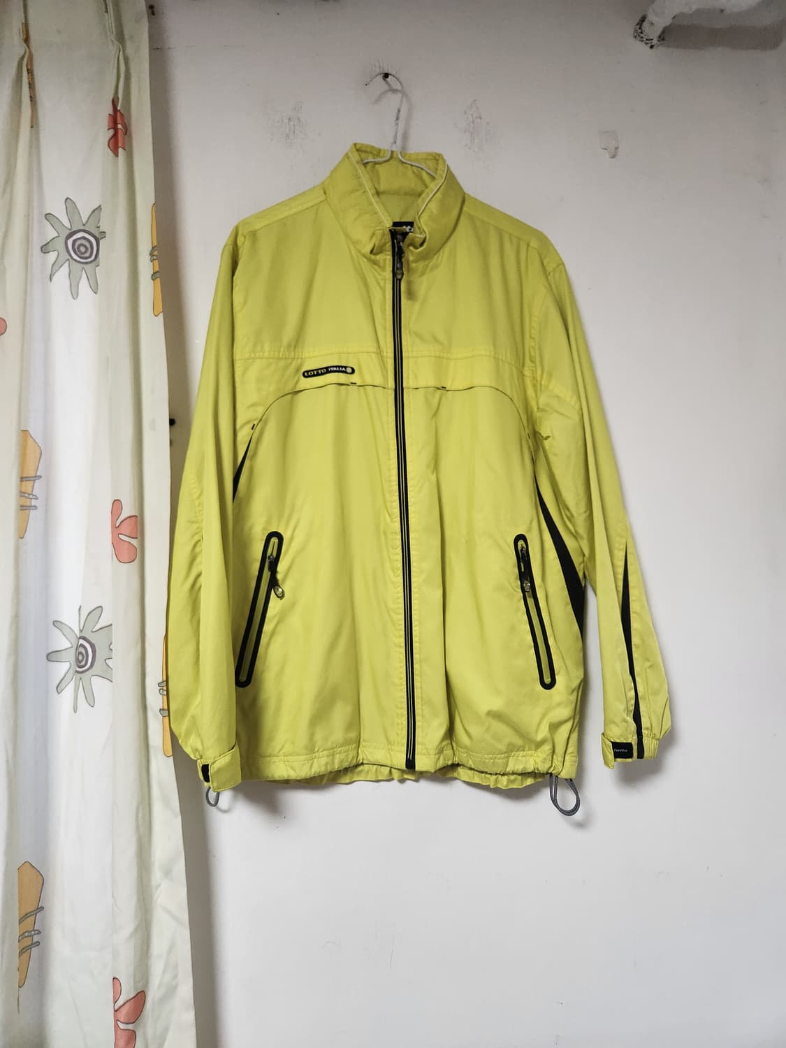 로또 이탈리아  옐로우 바람막이95 상품이미지1