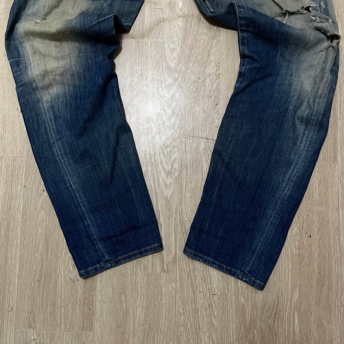 디스퀘어드2 Dsquared2 데미지 워싱 데님 청바지 50사이즈 상품이미지8