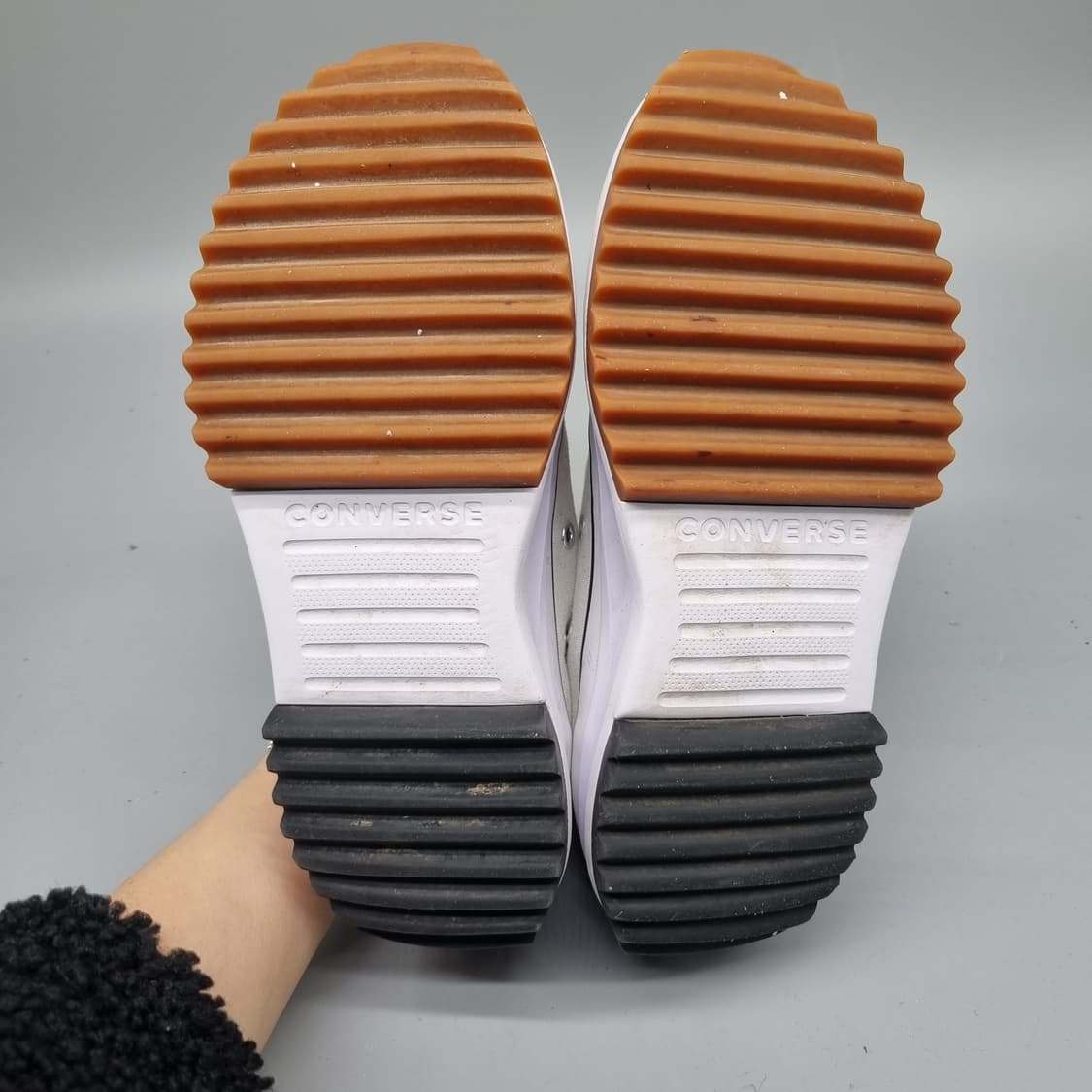 컨버스 런스타 하이크 로우 여성스니커즈240 상품이미지3