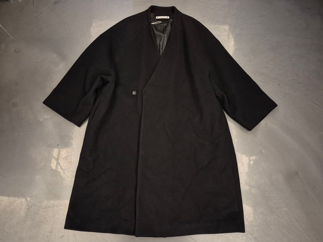 18aw 사스콰치패브릭스 오리엔탈 드랍 숄더 코트 상품이미지1