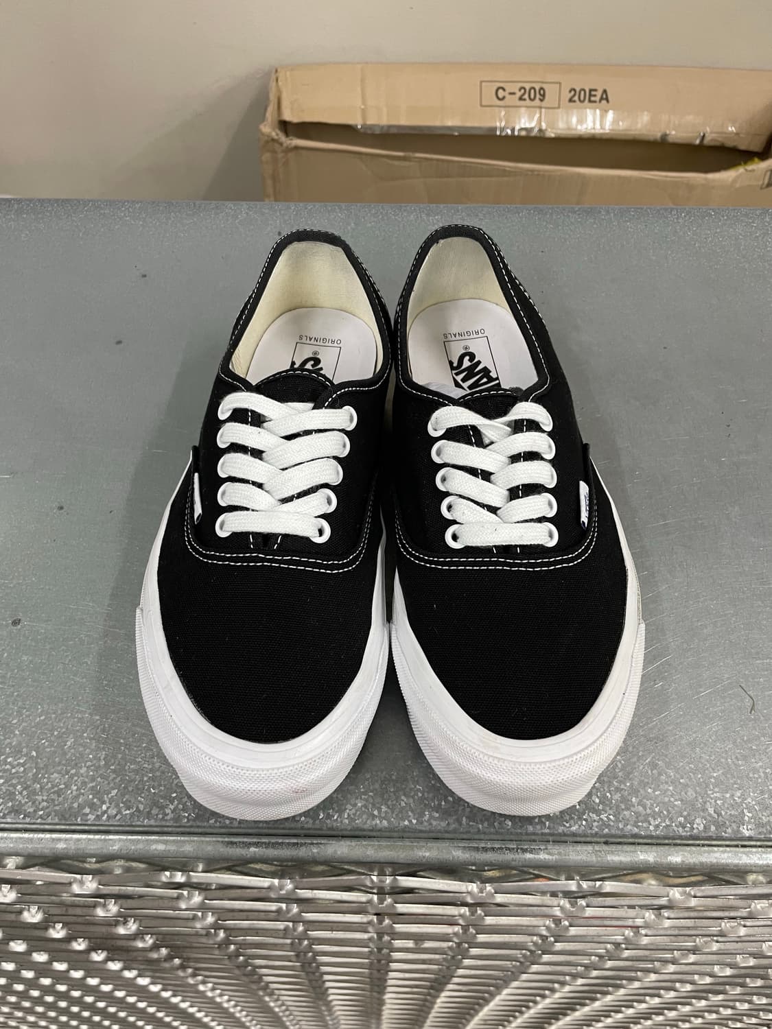 반스 어센틱 블랙 275 상품이미지5