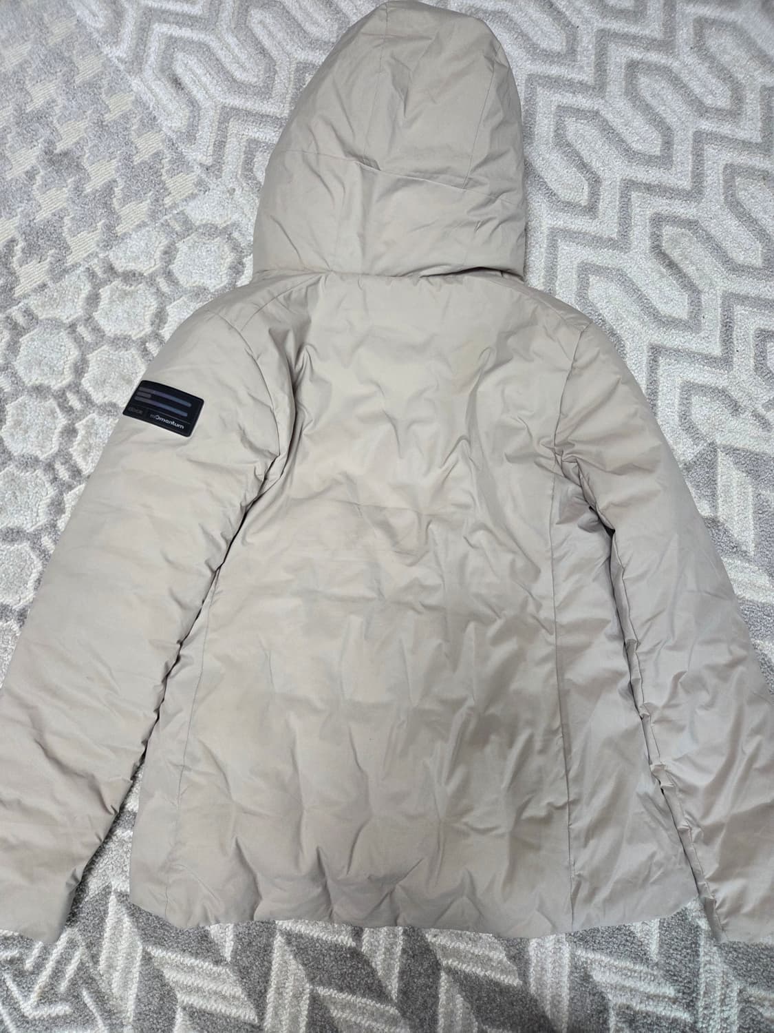 아이더 베이지 패딩 상품이미지2