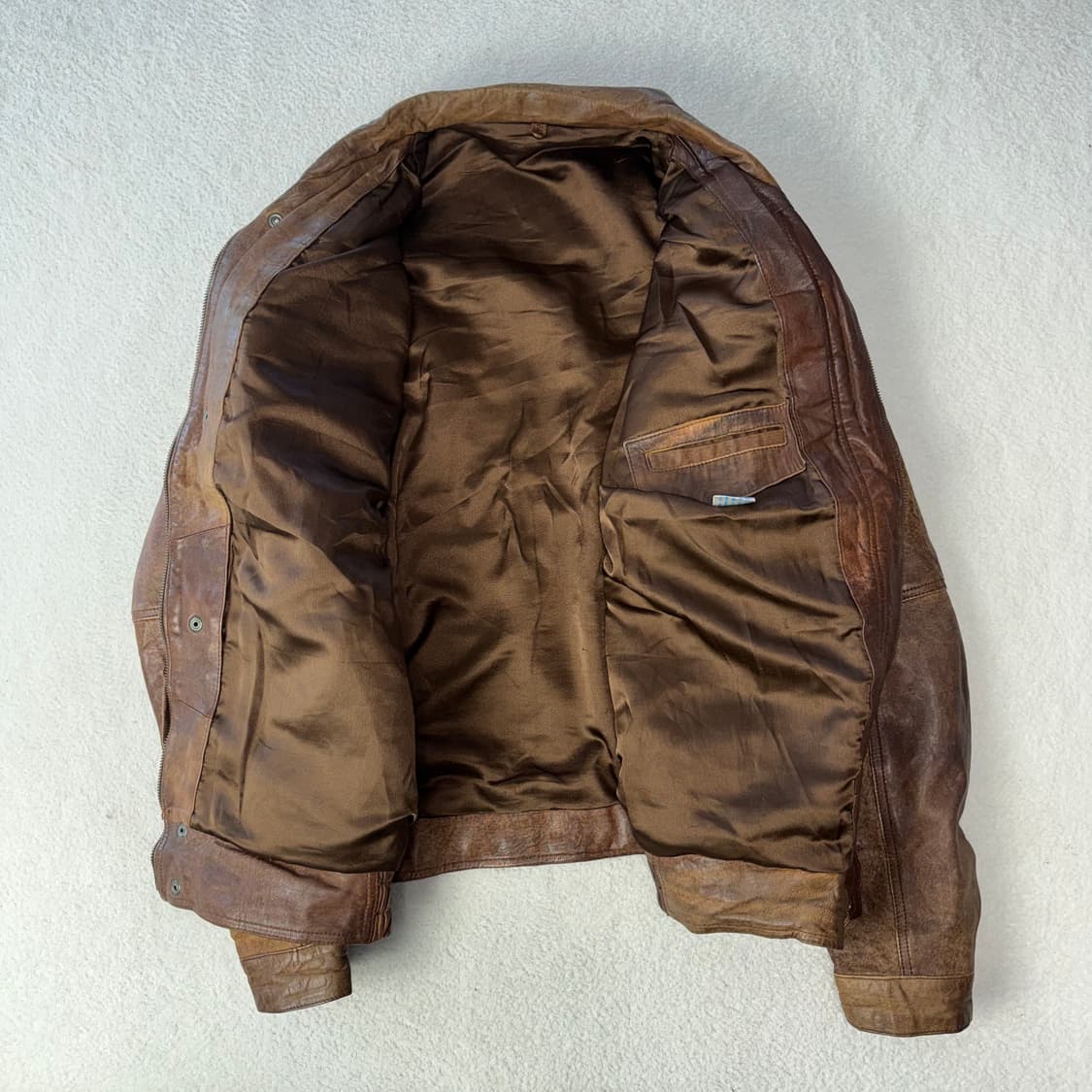 빈티지 워시드 레더 트러커 자켓 상품이미지2