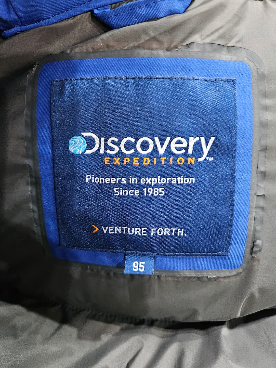 디스커버리 블루컬러 남성 슬림핏 95 구스다운 후드패딩  상품이미지3