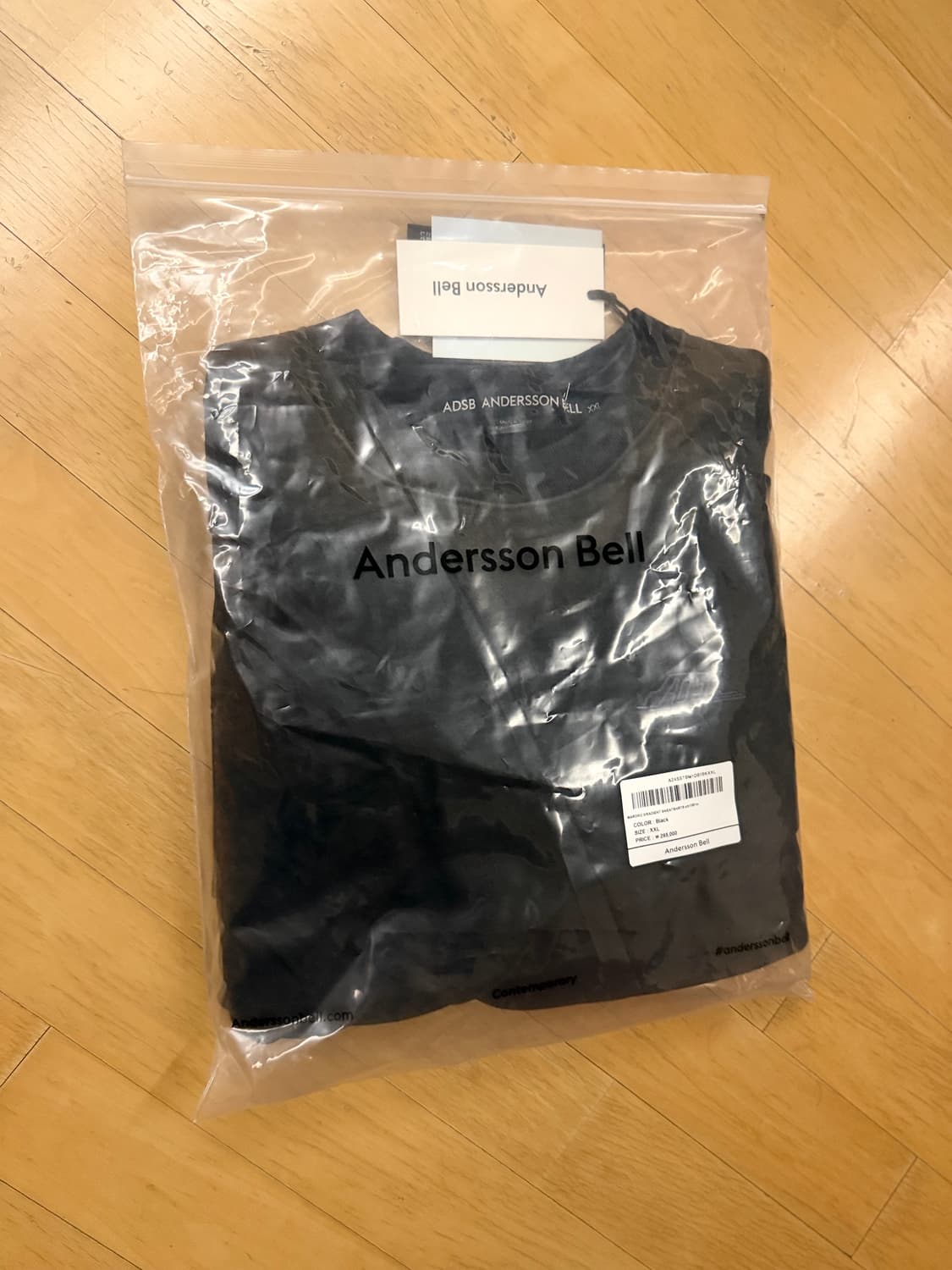 [앤더슨벨] 마드로 그라디언트 스웻셔츠 (BLACK) 상품이미지6