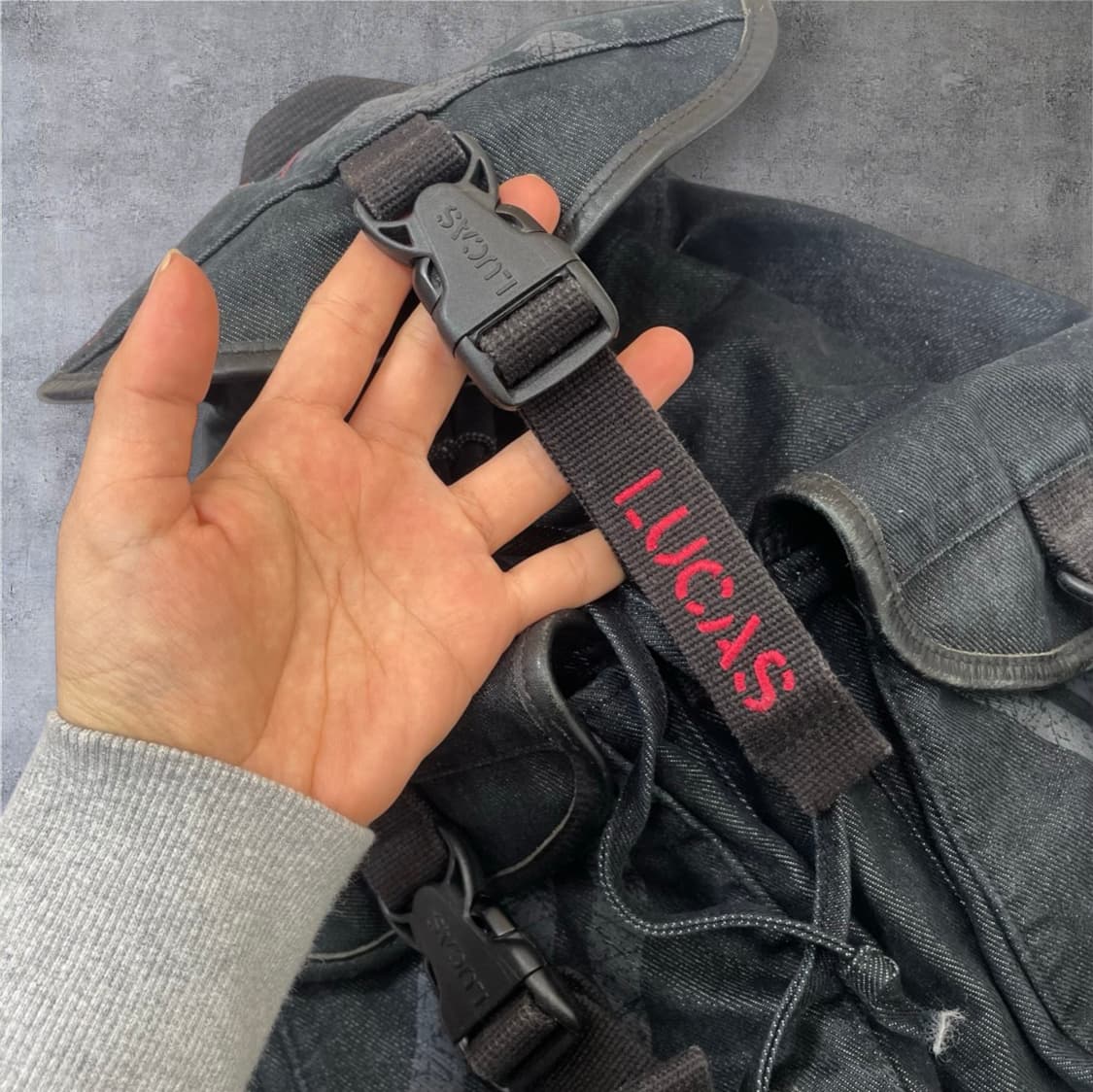 루카스 Lucas 흑청 데님 Y2K 멀티포켓 백팩  상품이미지7