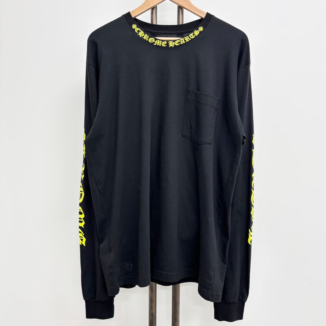 [XL]크롬하츠 넥 스크립트 롱 슬리브 상품이미지1