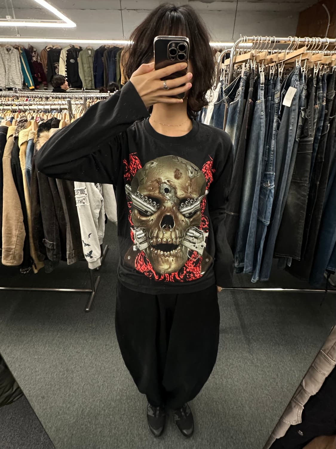 M)Rock chang 빈티지 스컬 피어싱 프린팅 롱슬리브 상품이미지1