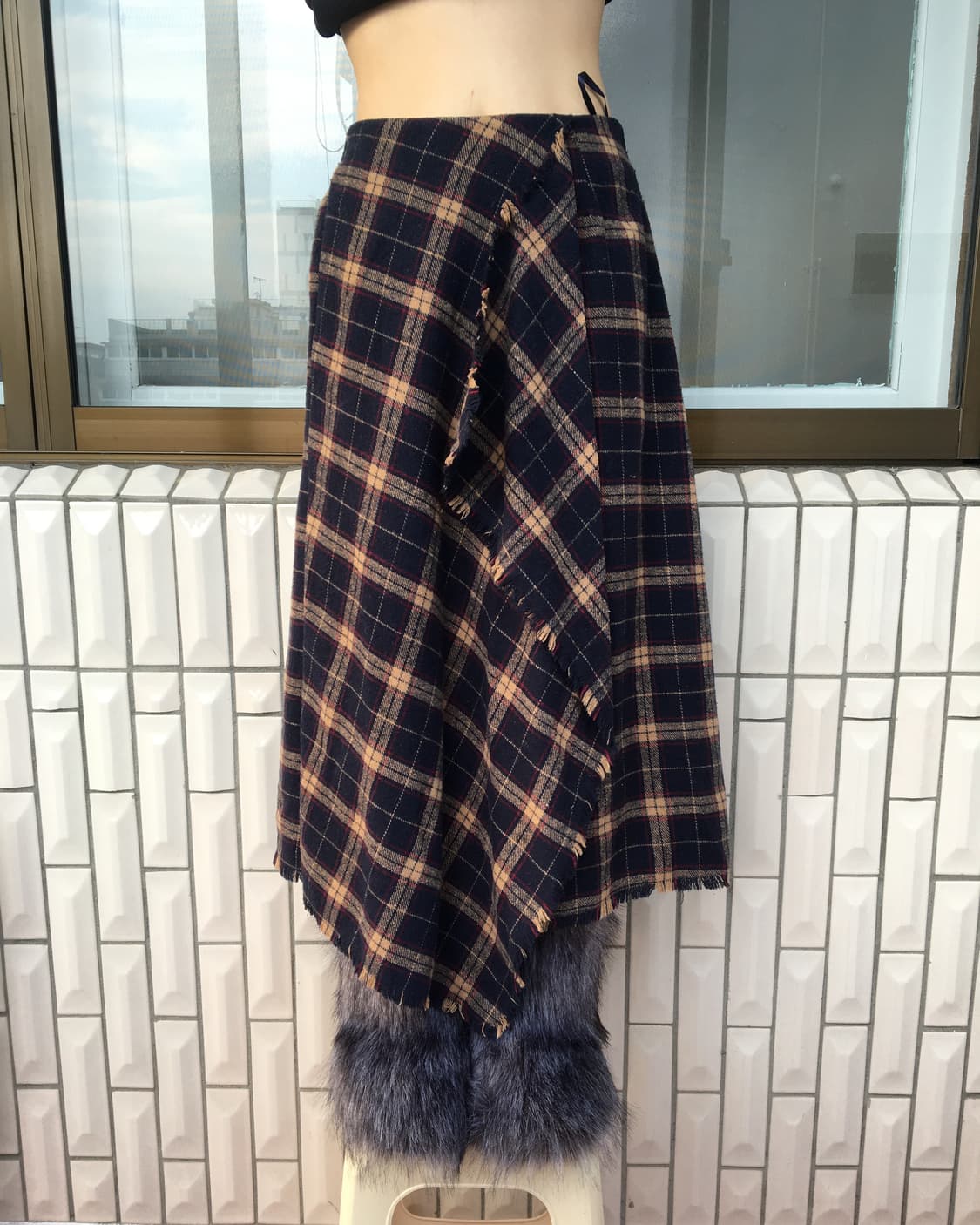 Drape point woolen check pattern skirt 상품이미지1