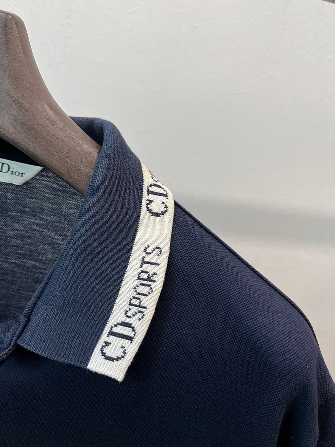 100) 크리스찬디올 레터링 카라티  상품이미지4