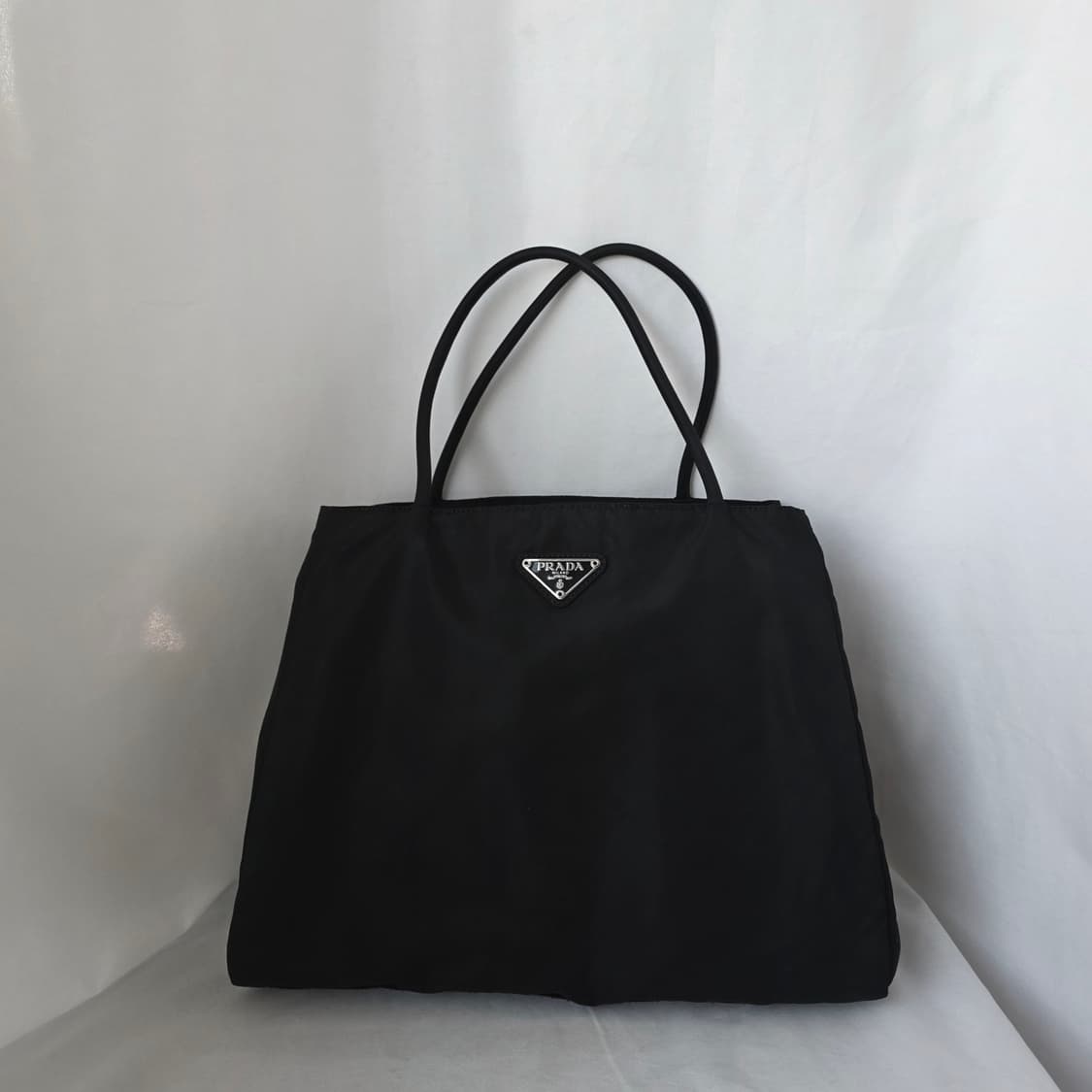 [정품 PRADA] 프라다 포코노 나일론 토트백 상품이미지8