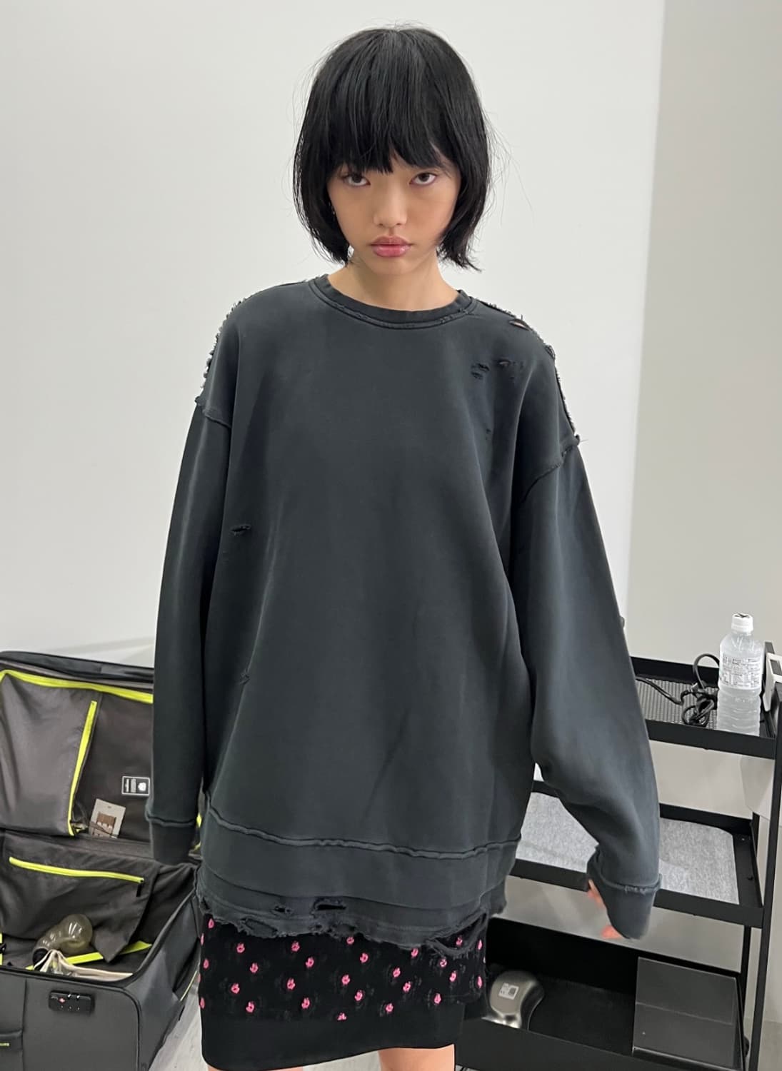 Perverze distress step layered sweatshir 상품이미지1