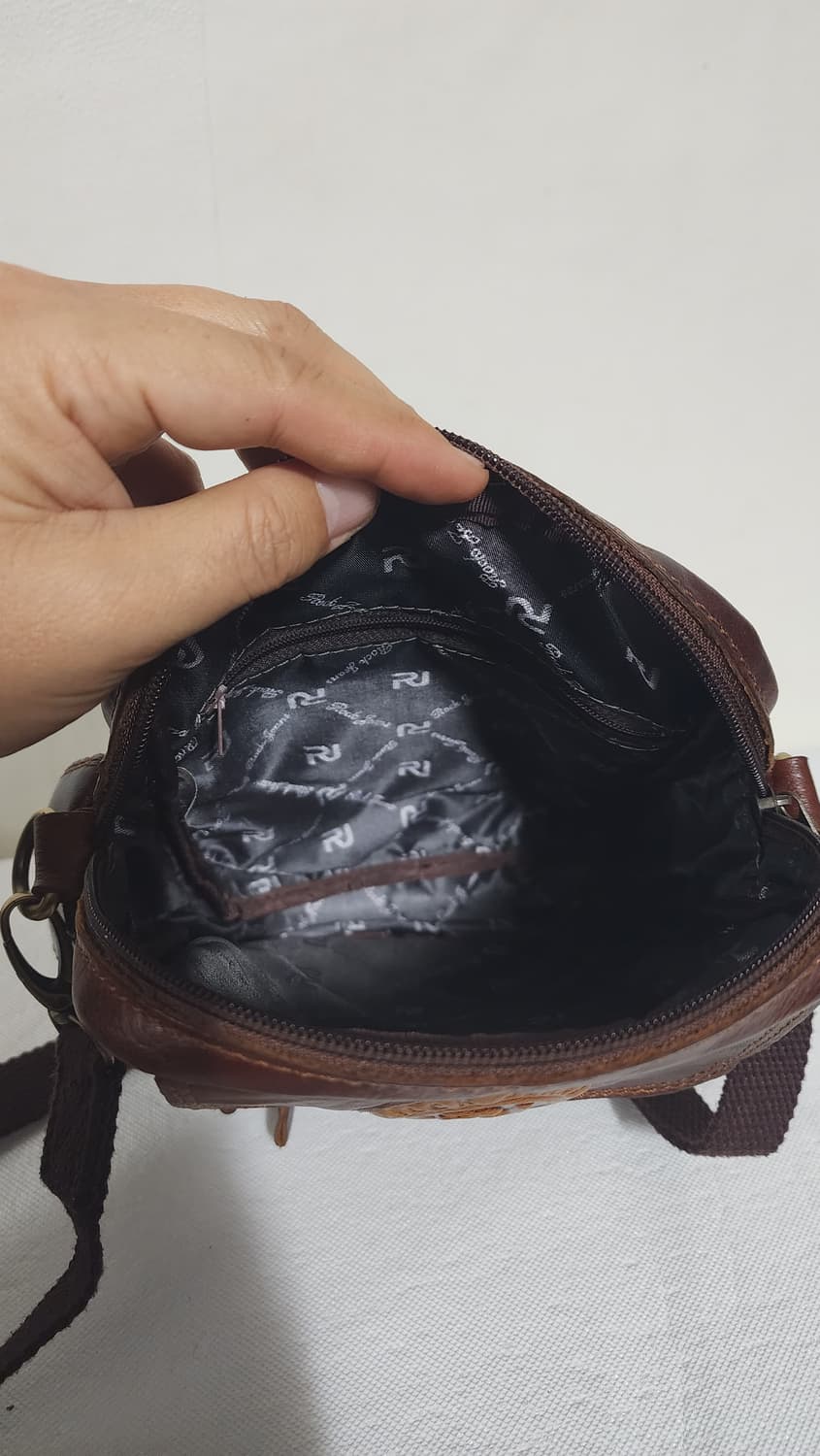 ROCK JEANS 가죽 크로스백 브라운 상품이미지7