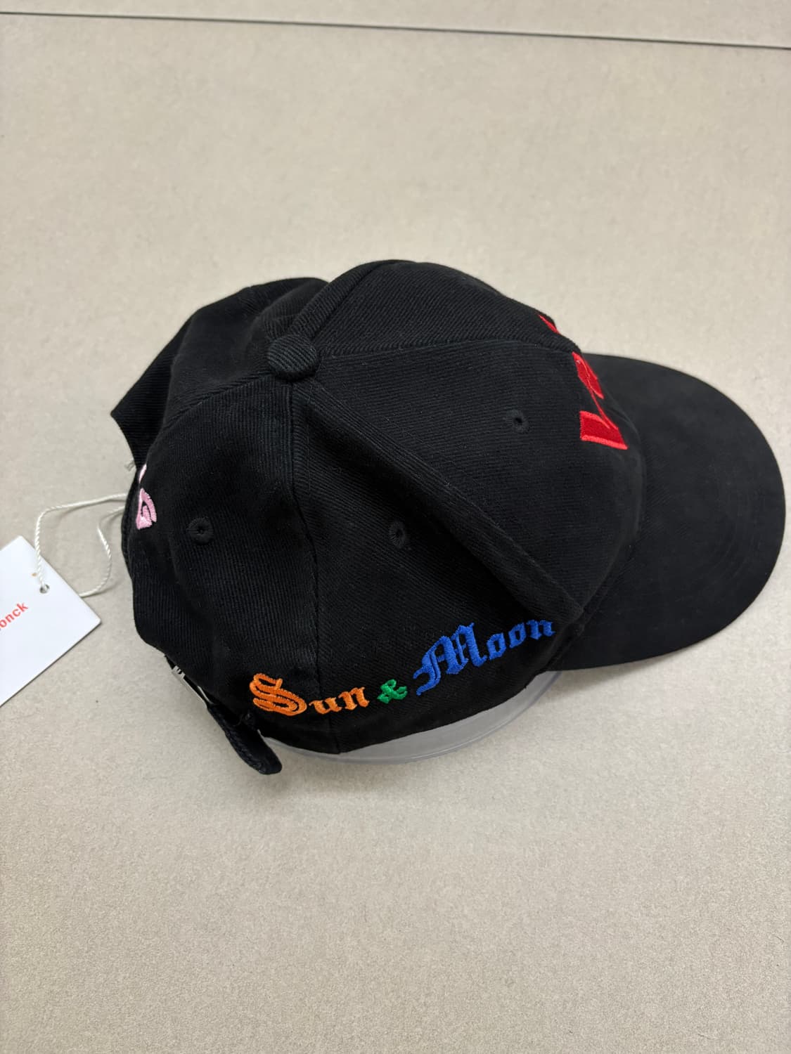 18fw 월터 반 베이런동크 썬&문 볼캡 상품이미지3