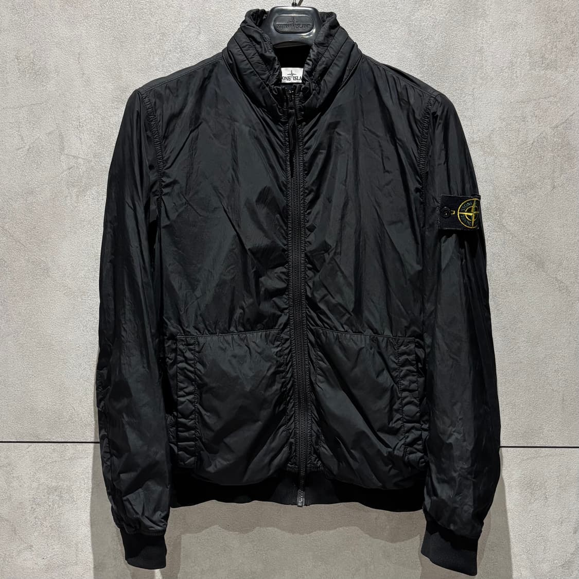 (95) 스톤아일랜드 크링클랩스 바람막이 상품이미지1