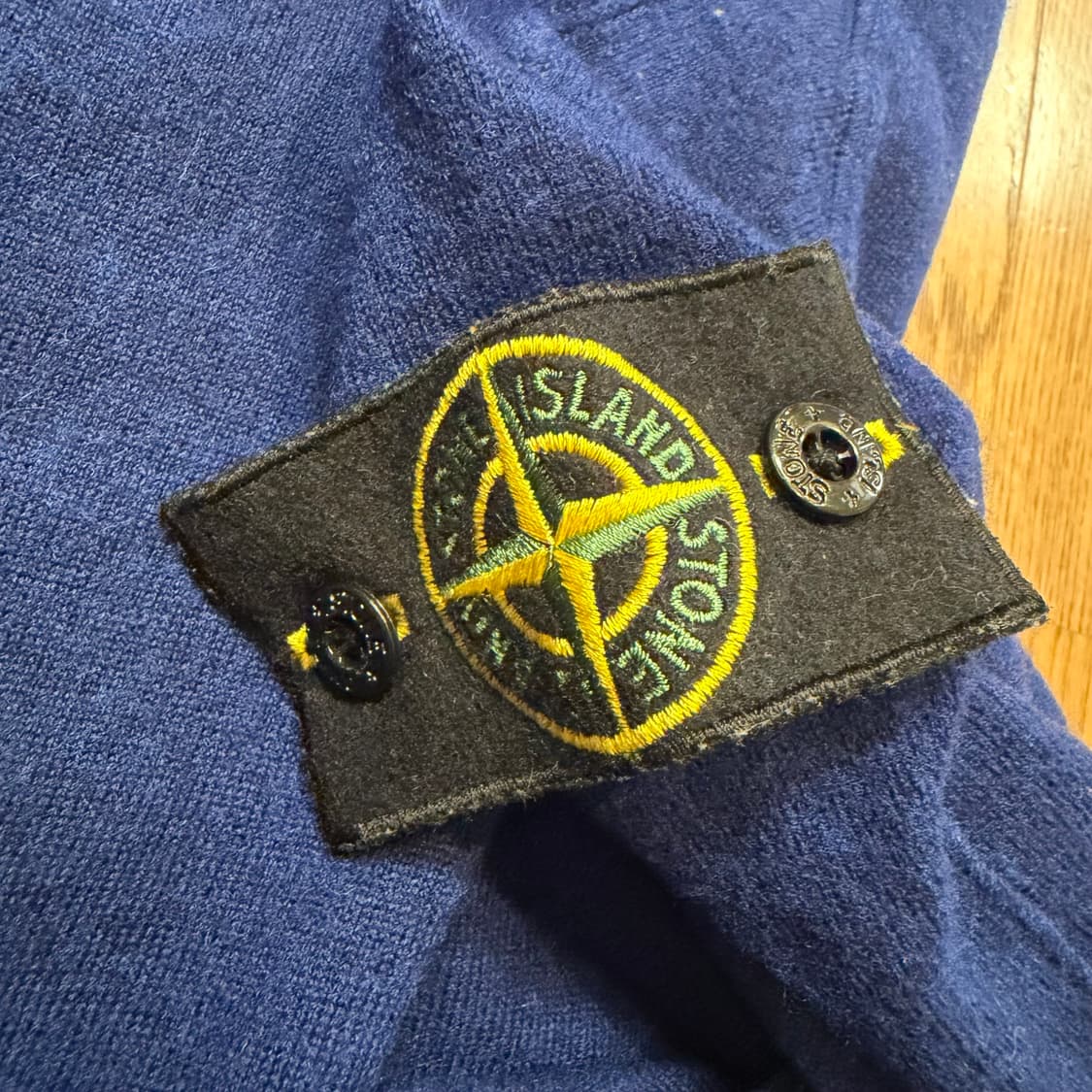 Stone island 블루 크루넥 울 니트 상품이미지4