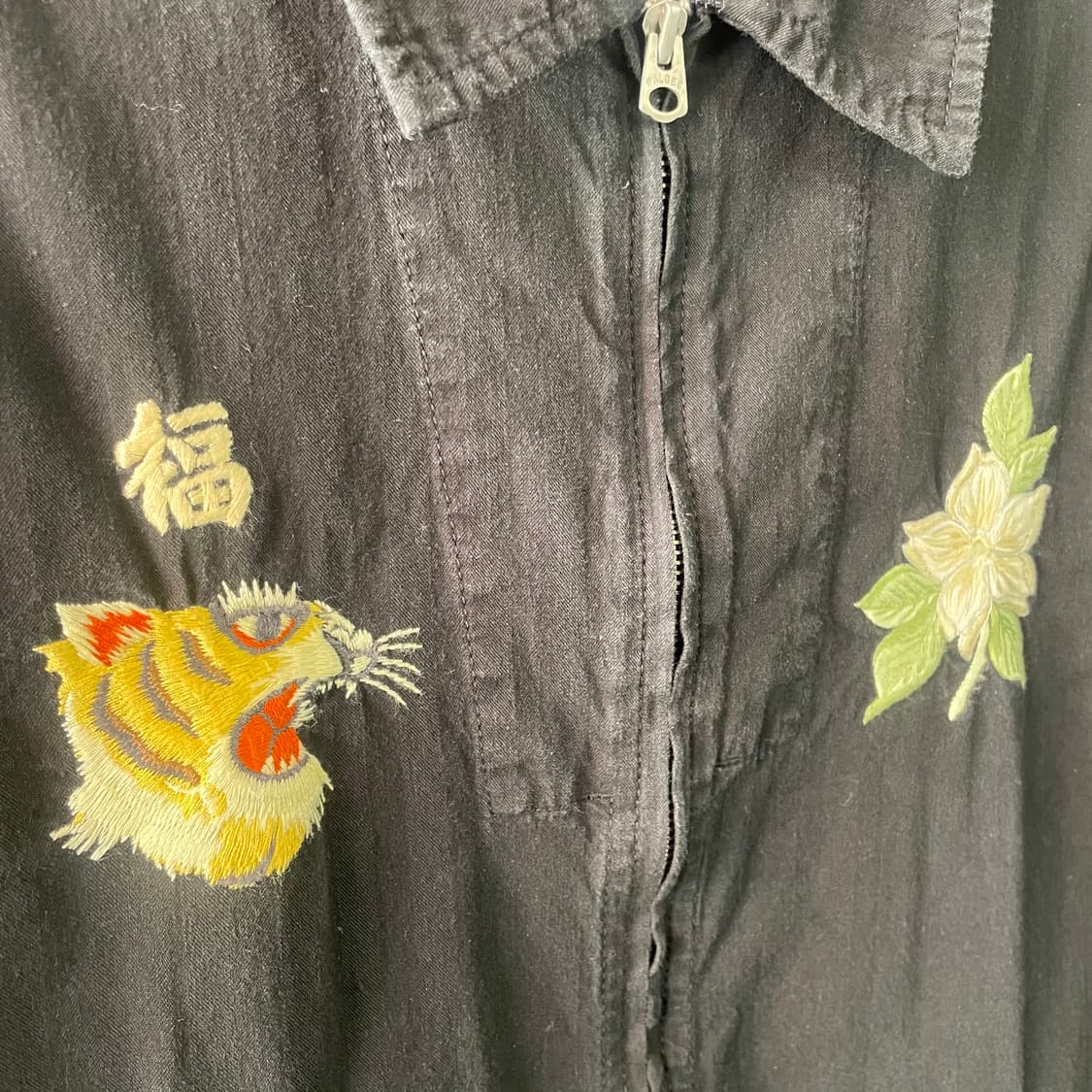 12s 네이버후드 베트남 자수 드리즐러 자켓 상품이미지5