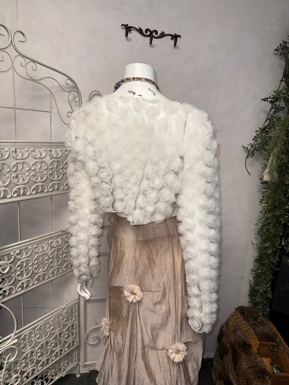 White rose mesh crop bolero cardigan  상품이미지6