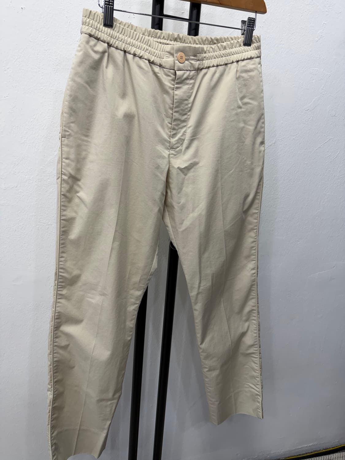 정품) 솔리드옴므 23ss 띠라인 밴딩 면바지 46 상품이미지2