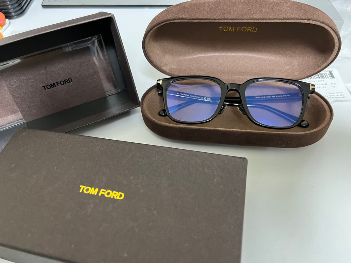 톰포드 안경 새상품 상품이미지2