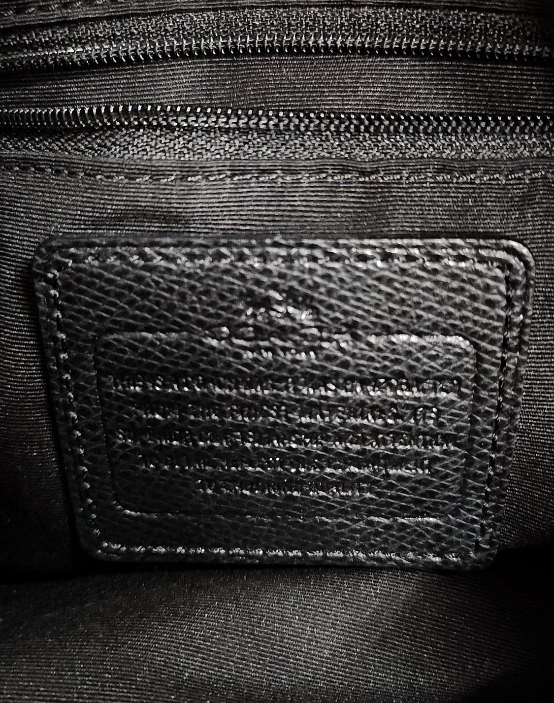 COACH 코치 가죽 캐리올 숄더 크로스백 블랙 상품이미지9