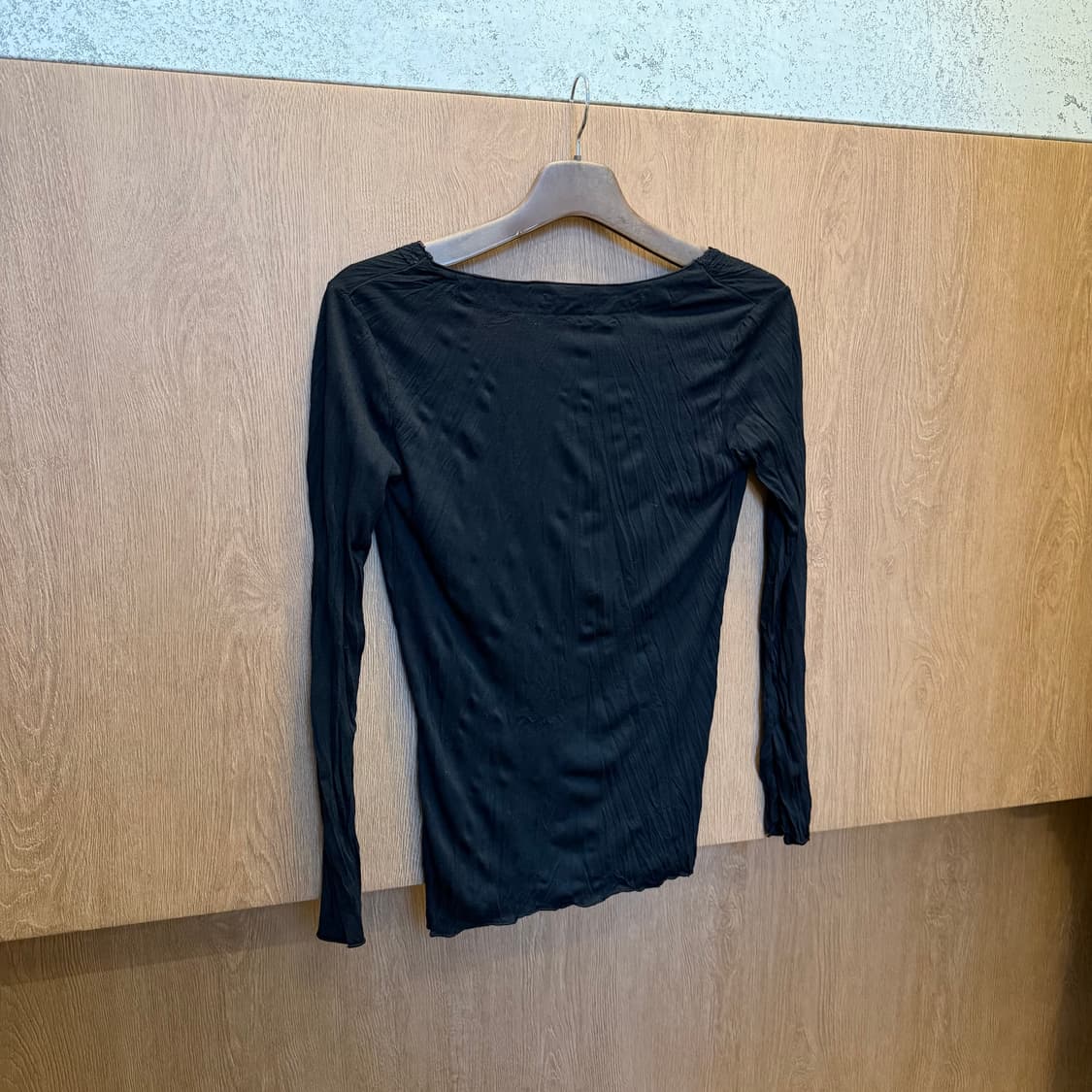 빈티지 롱슬리브 티셔츠 레이스 트리밍 디테일 슬림핏 블랙 상품이미지2