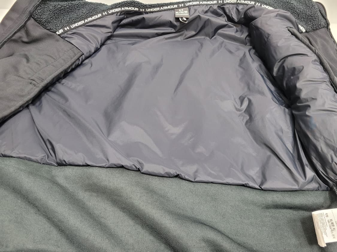 언더아머 UA 미션 인슐레이티드 자켓 / 남 XL 블랙
 상품이미지7