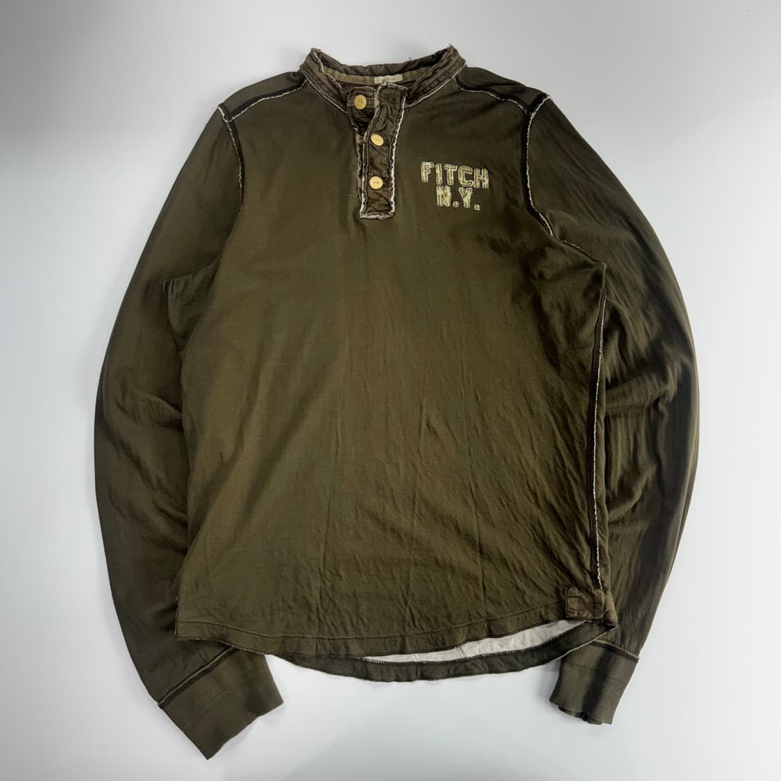 Abercrombie 아베크롬비 헨리넥 카키 롱슬리브  상품이미지3