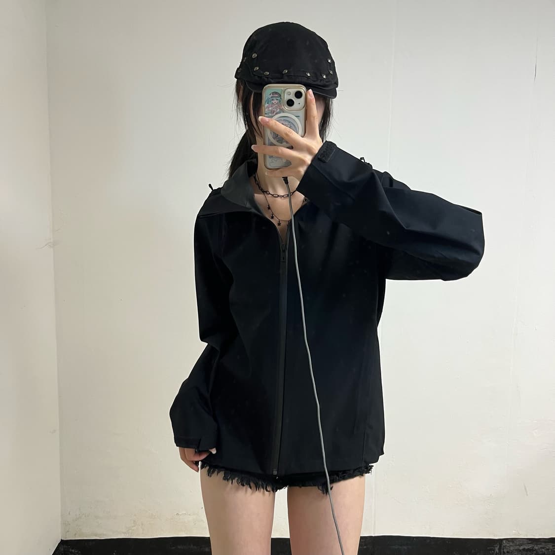 Uniqlo Windbreaker 상품이미지1