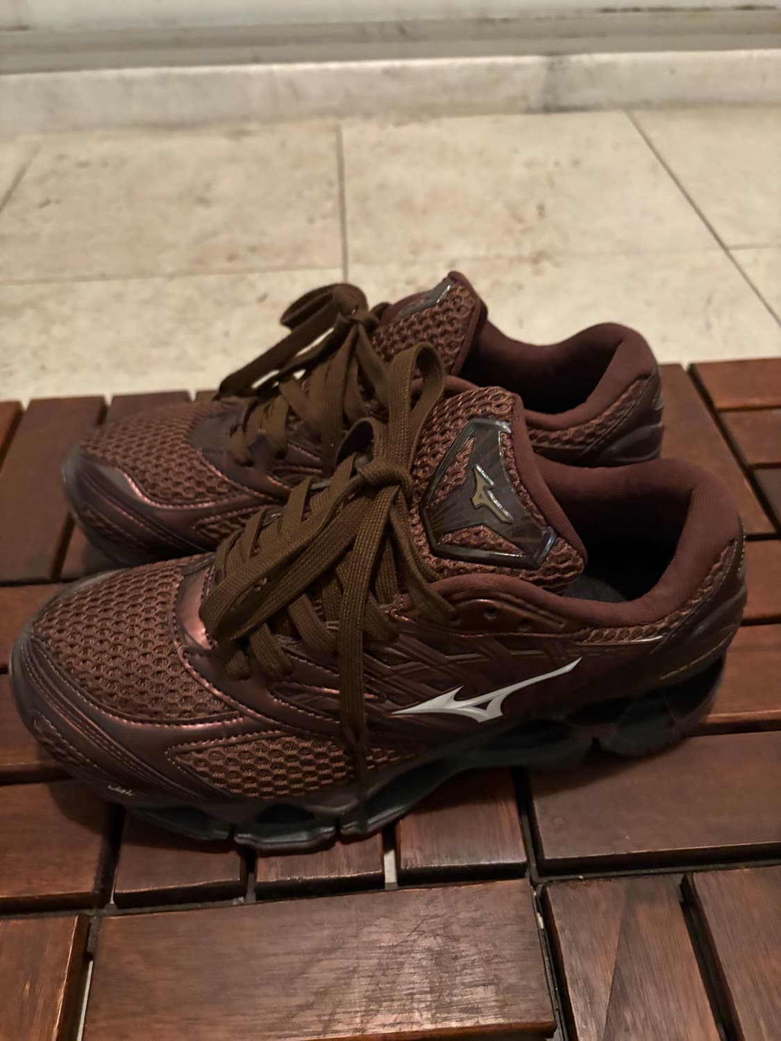 미즈노 러닝화 250 상품이미지1