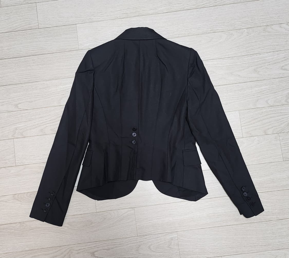 O'2nd 블랙 새틴 자켓●표기사이즈 2(66)->실측사이즈 55 상품이미지2
