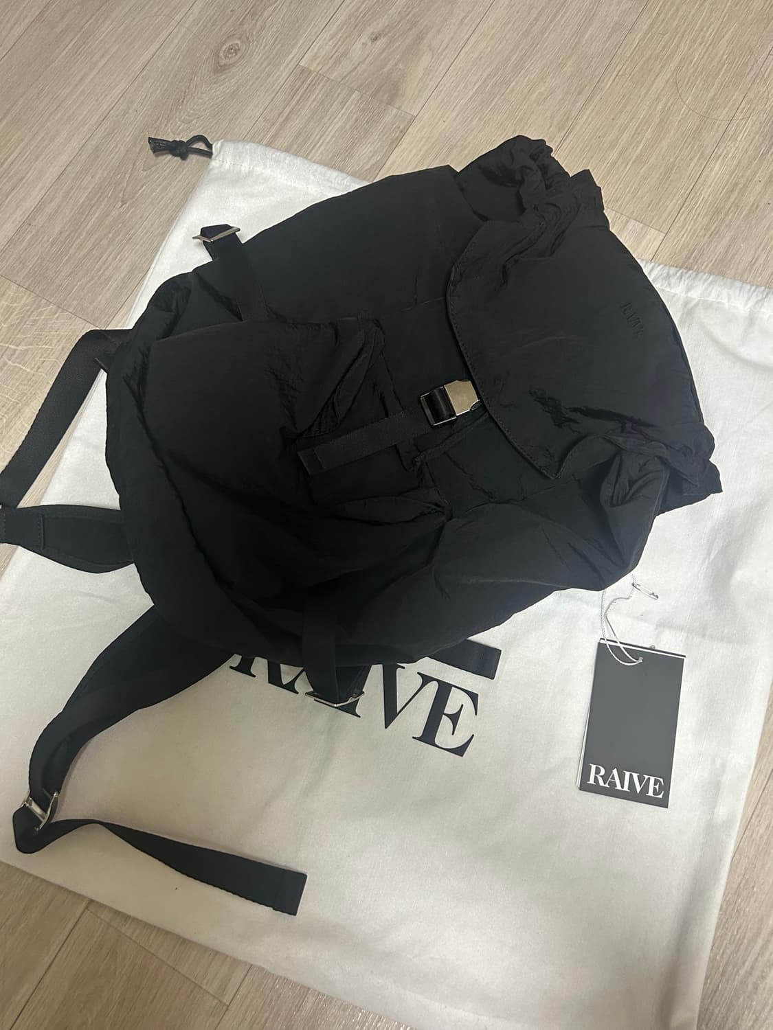 raive Bonnet Nylon in Black 상품이미지6