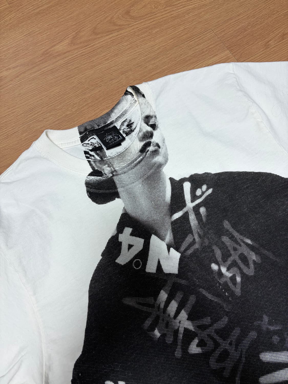 스투시 파리 티셔츠 내추럴 M 상품이미지1