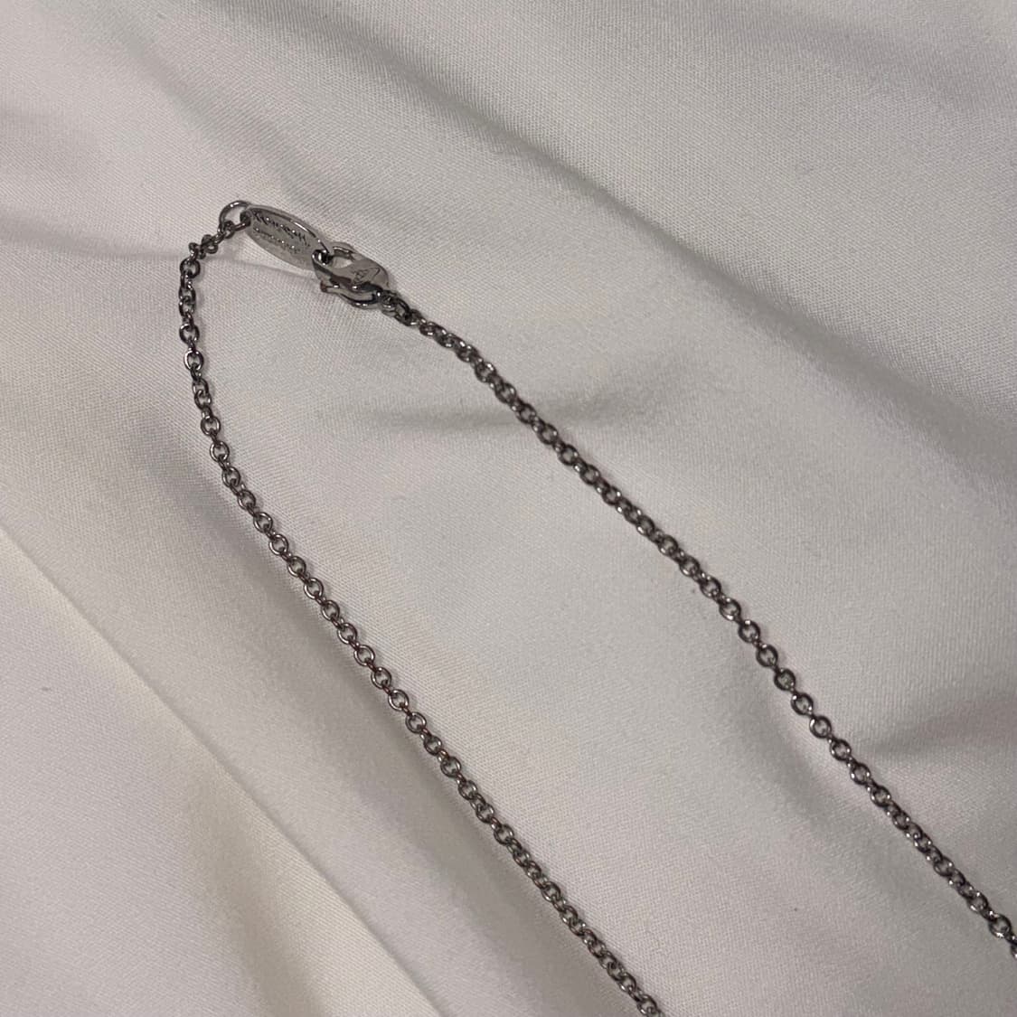 비비안웨스트우드 피나 입체 orb 목걸이 상품이미지4