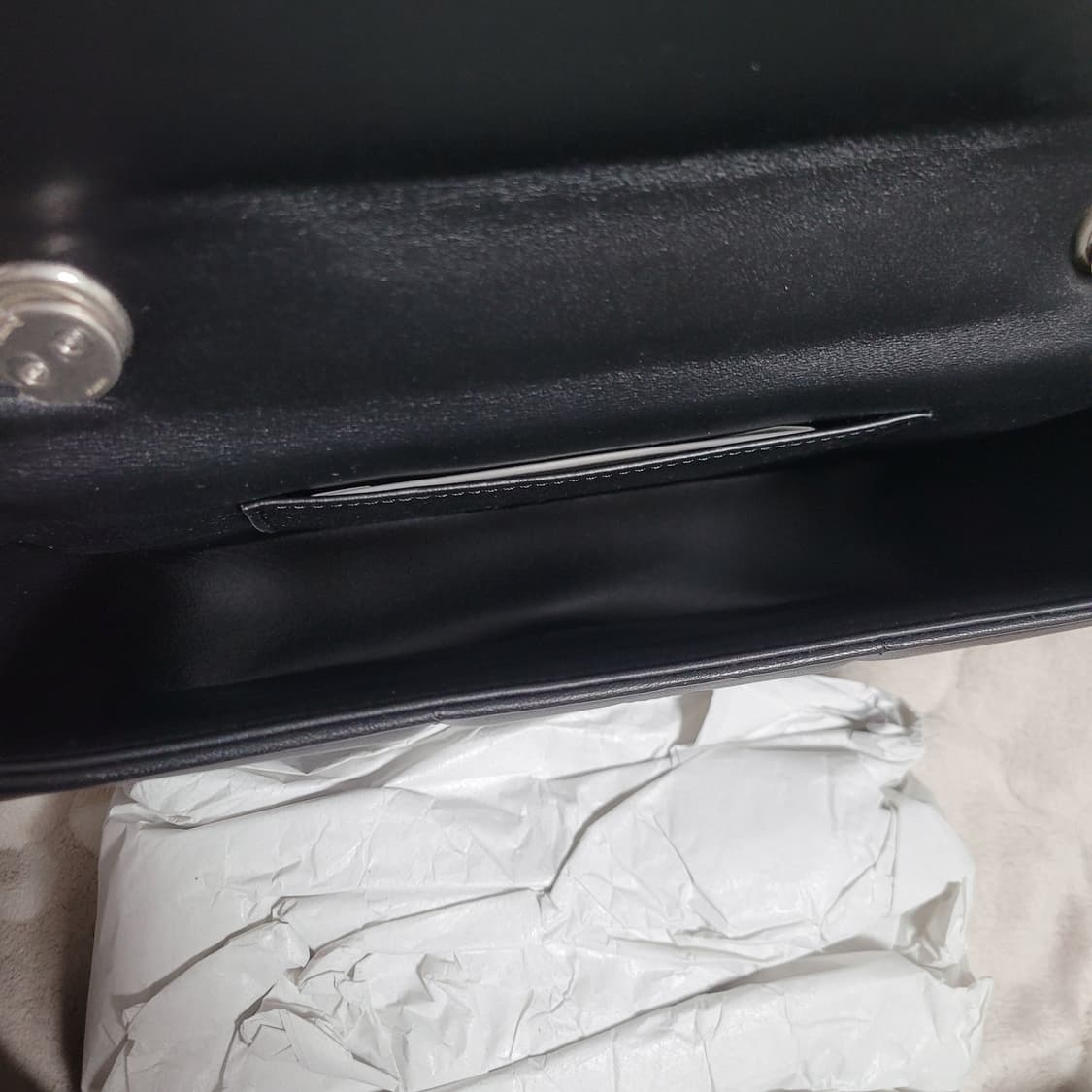 셀린느 모노크롬 퀄팅 체인백 새상품 상품이미지5