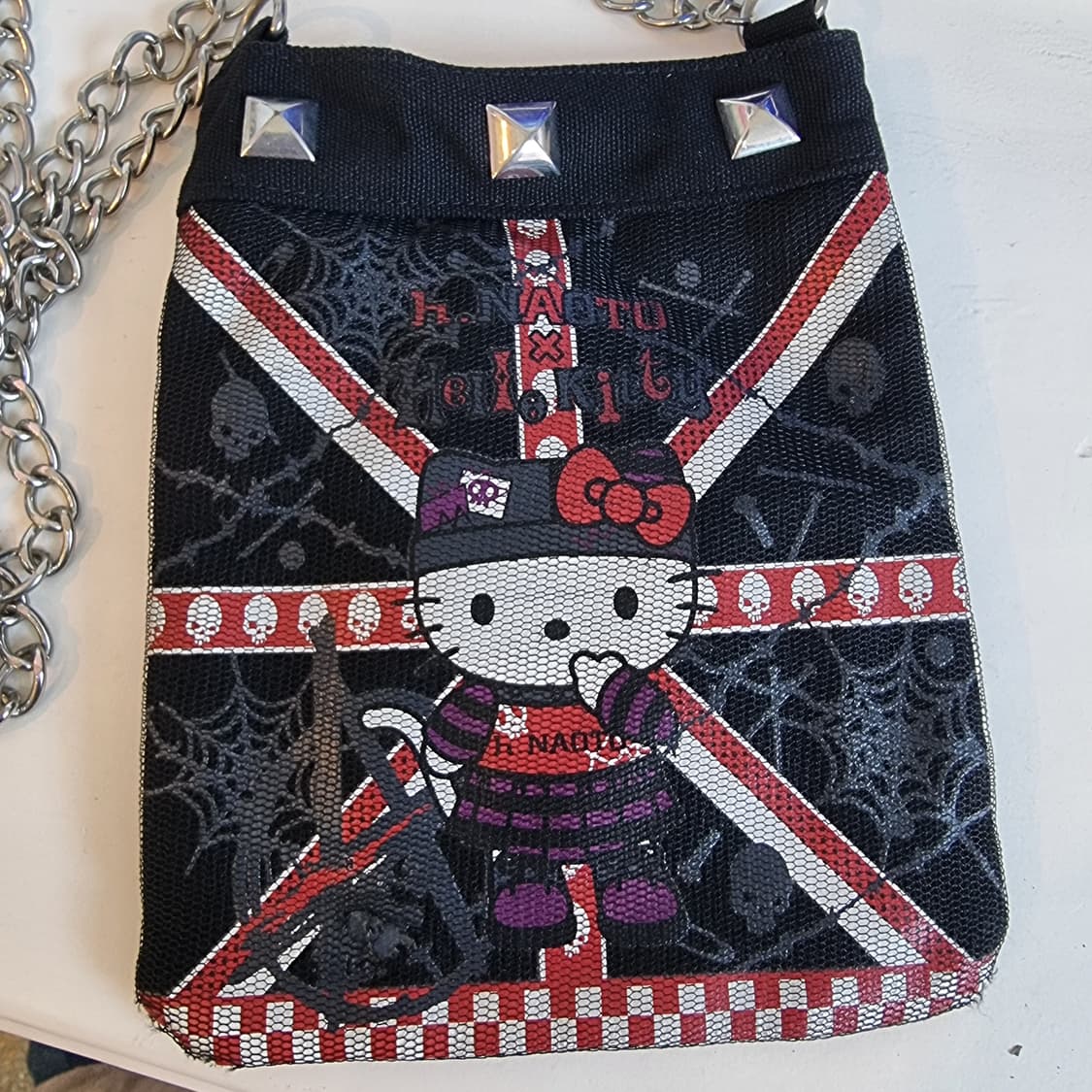 헬로키티 콜라보 빈티지 락 체인 미니백 상품이미지1