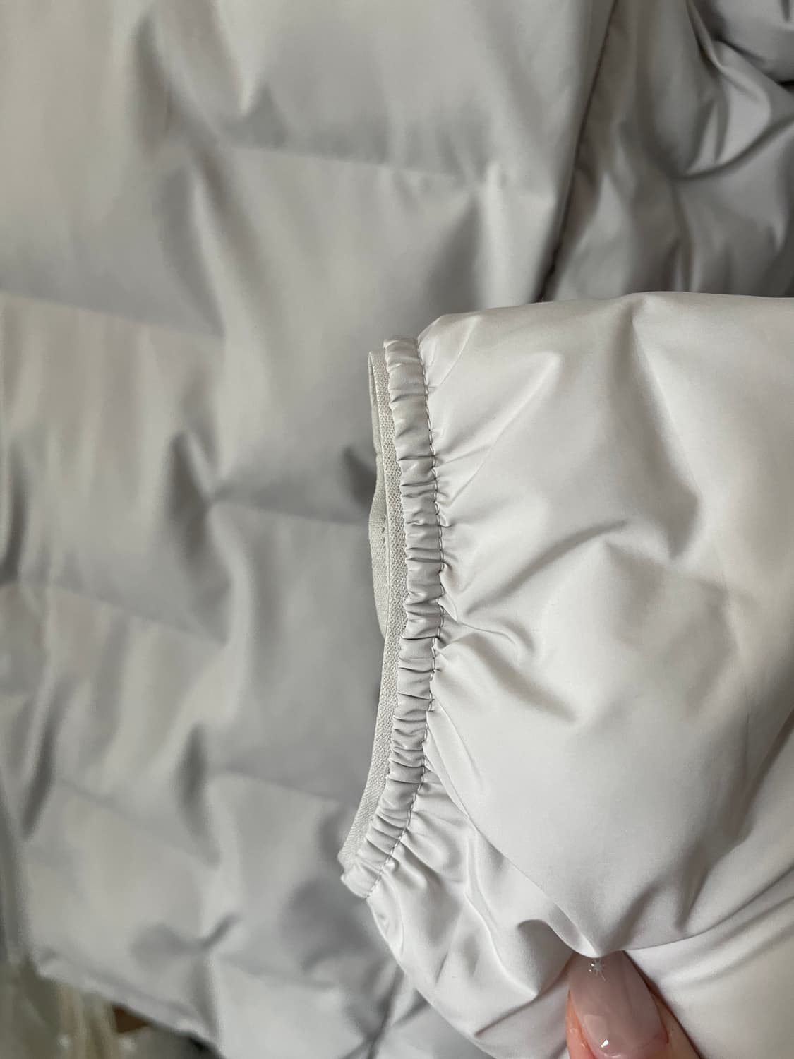 유니클로 퍼프테크 경량패딩 파카  상품이미지4