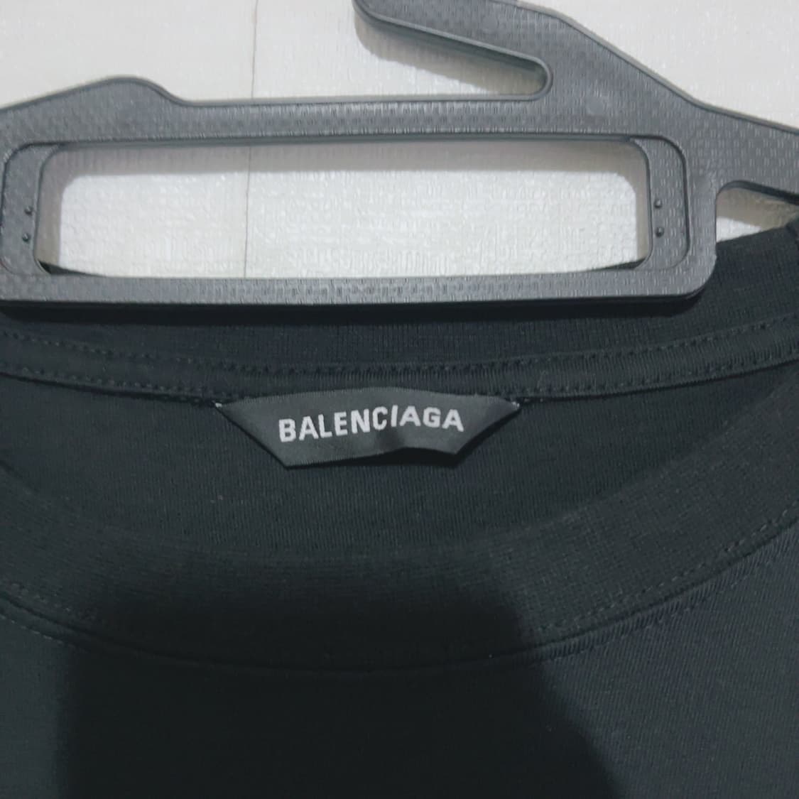 발렌시아가 블랙 로고프린팅 빅사이즈 여름 공용 반팔티 상품이미지4