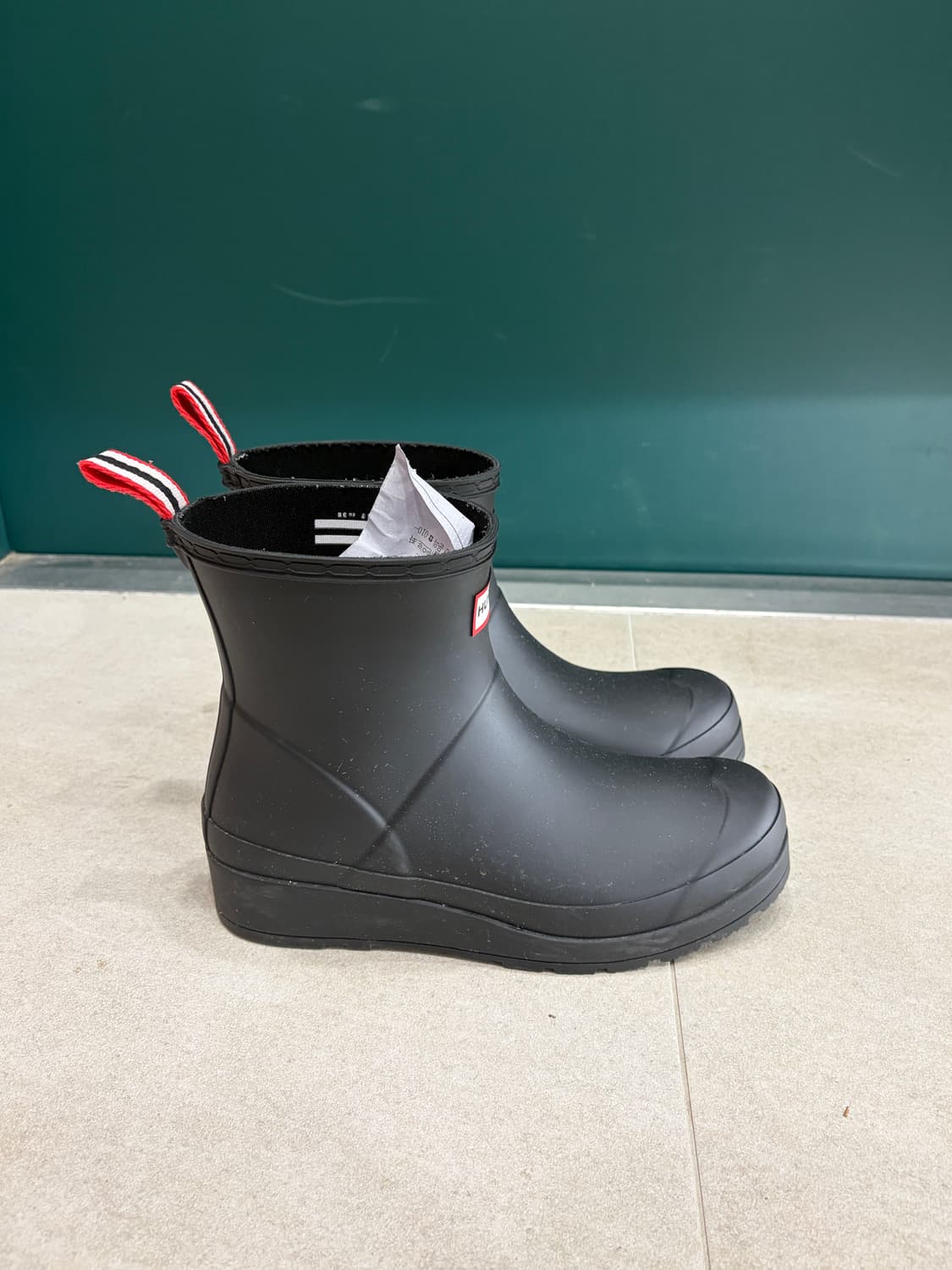 헌터 오리지날 플레이 숏 레인부츠 블랙 상품이미지2