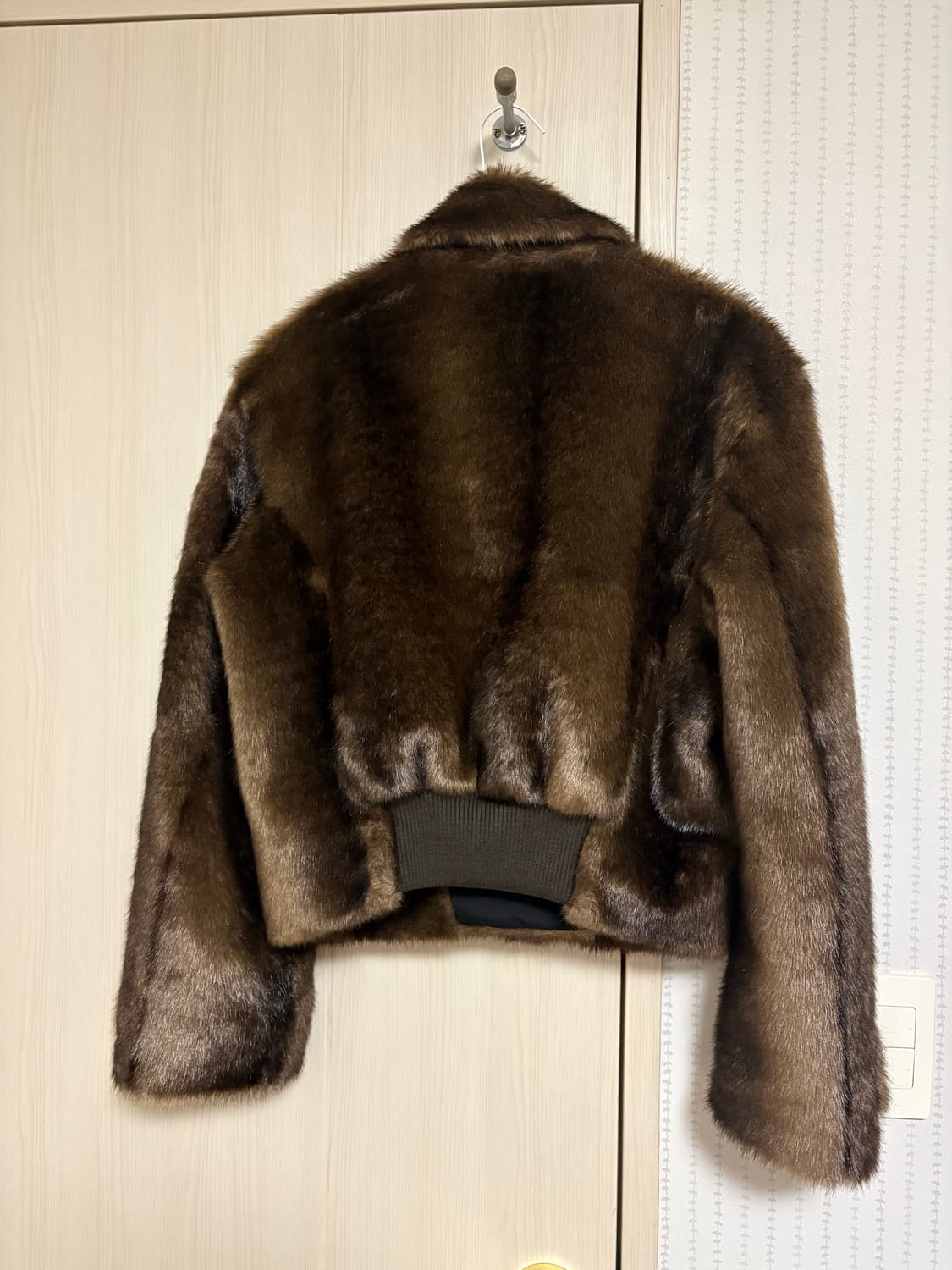 최미나수 착용) 더오픈프로덕트 오픈와이와이 토글퍼자켓 상품이미지6