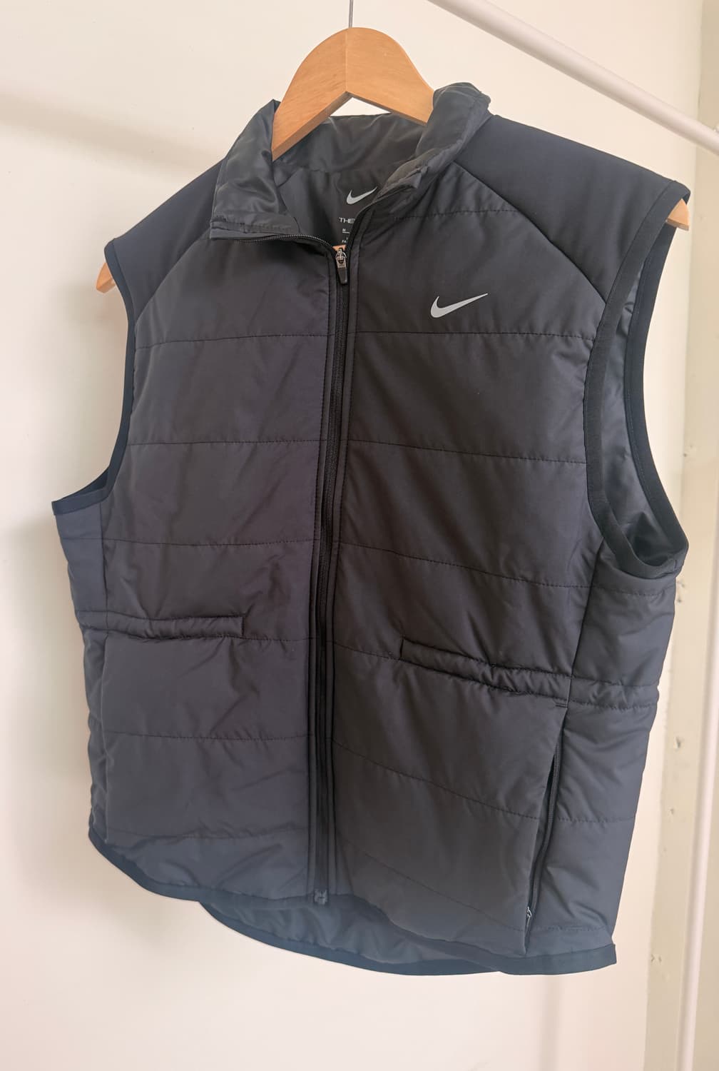 나이키 (nike) 써머핏 스위프트러닝베스트 상품이미지1