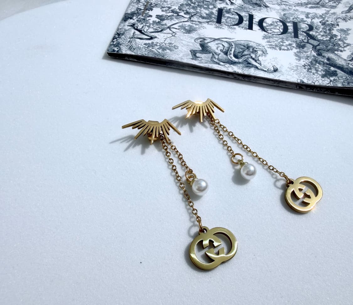 구찌 유니크 드롭 이어링 골드 상품이미지3