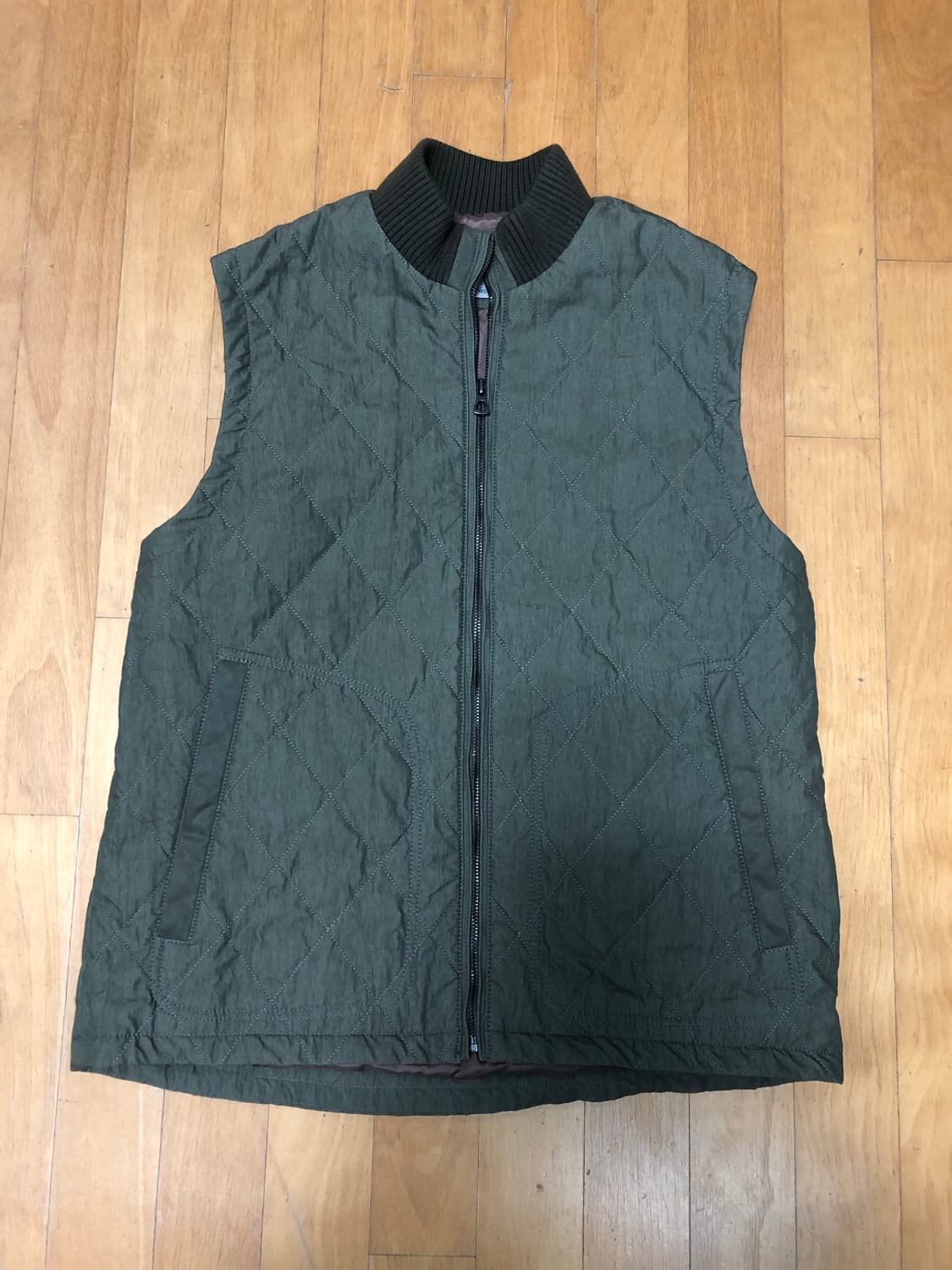 시리즈 퀄팅 시보리넥 카키 베스트 조끼 105 상품이미지1