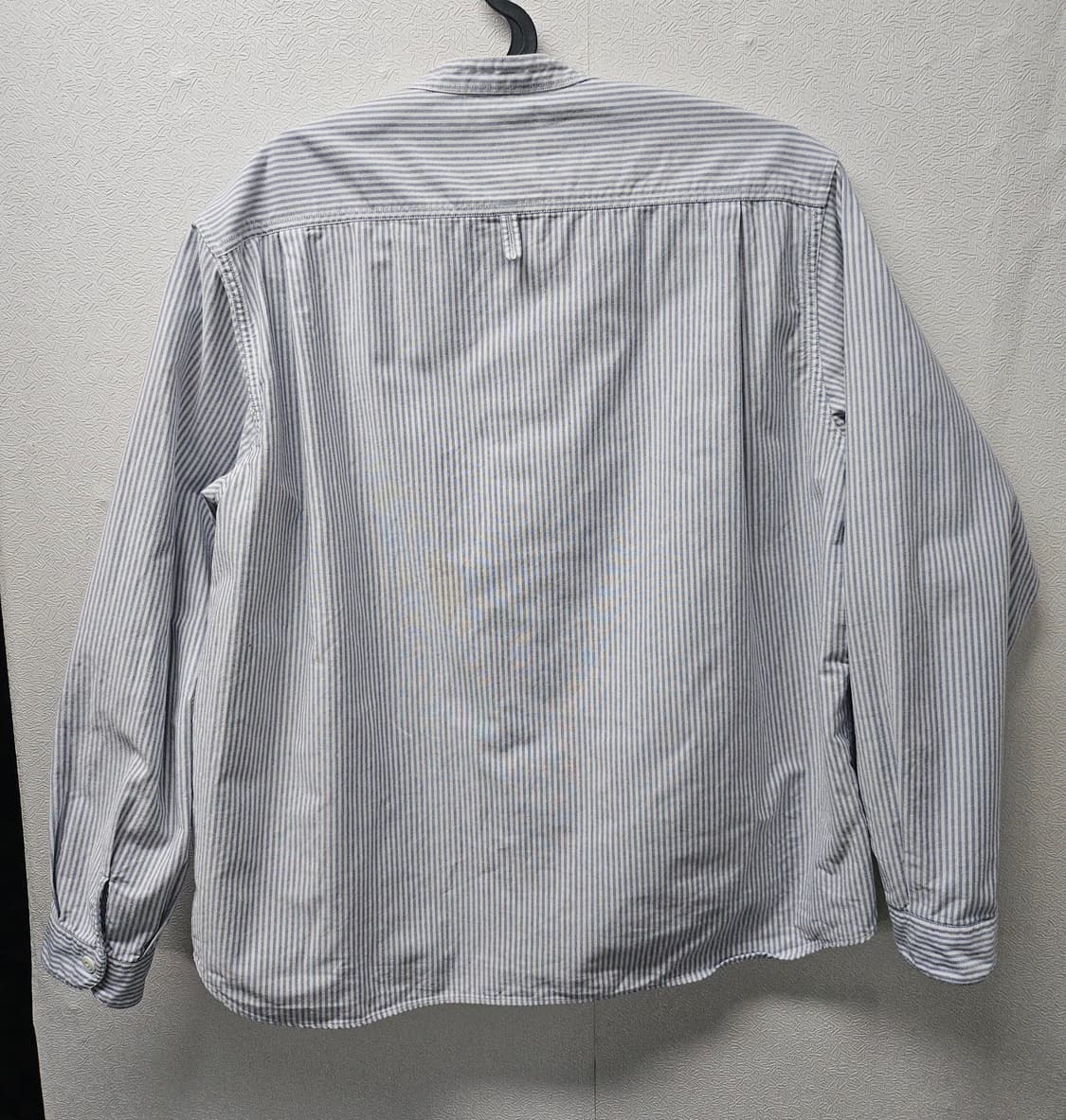 단톤 스트라이프 밴드 카라 셔츠  36 상품이미지6