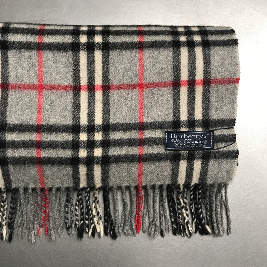 버버리 정품 캐시미어 머플러 그레이 상품이미지3