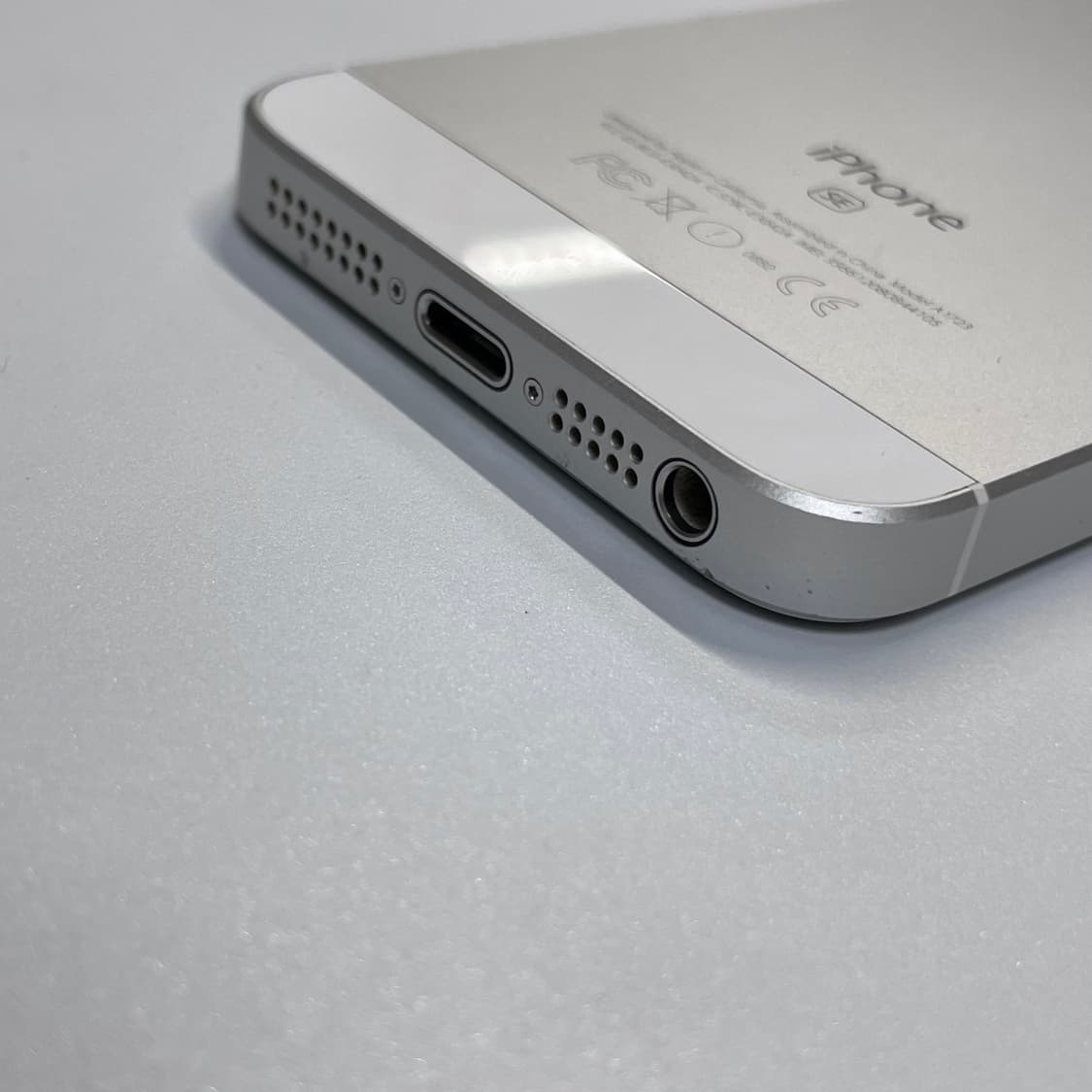 아이폰se 실버 128G 상품이미지6