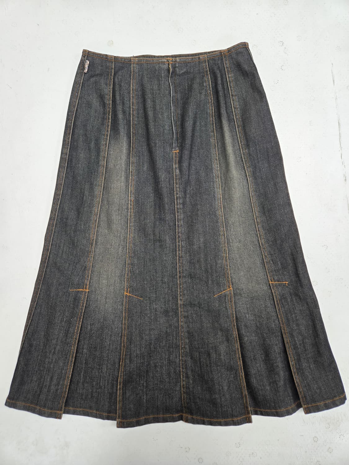 버버리 블랙 데님 플리츠 스커트 상품이미지2